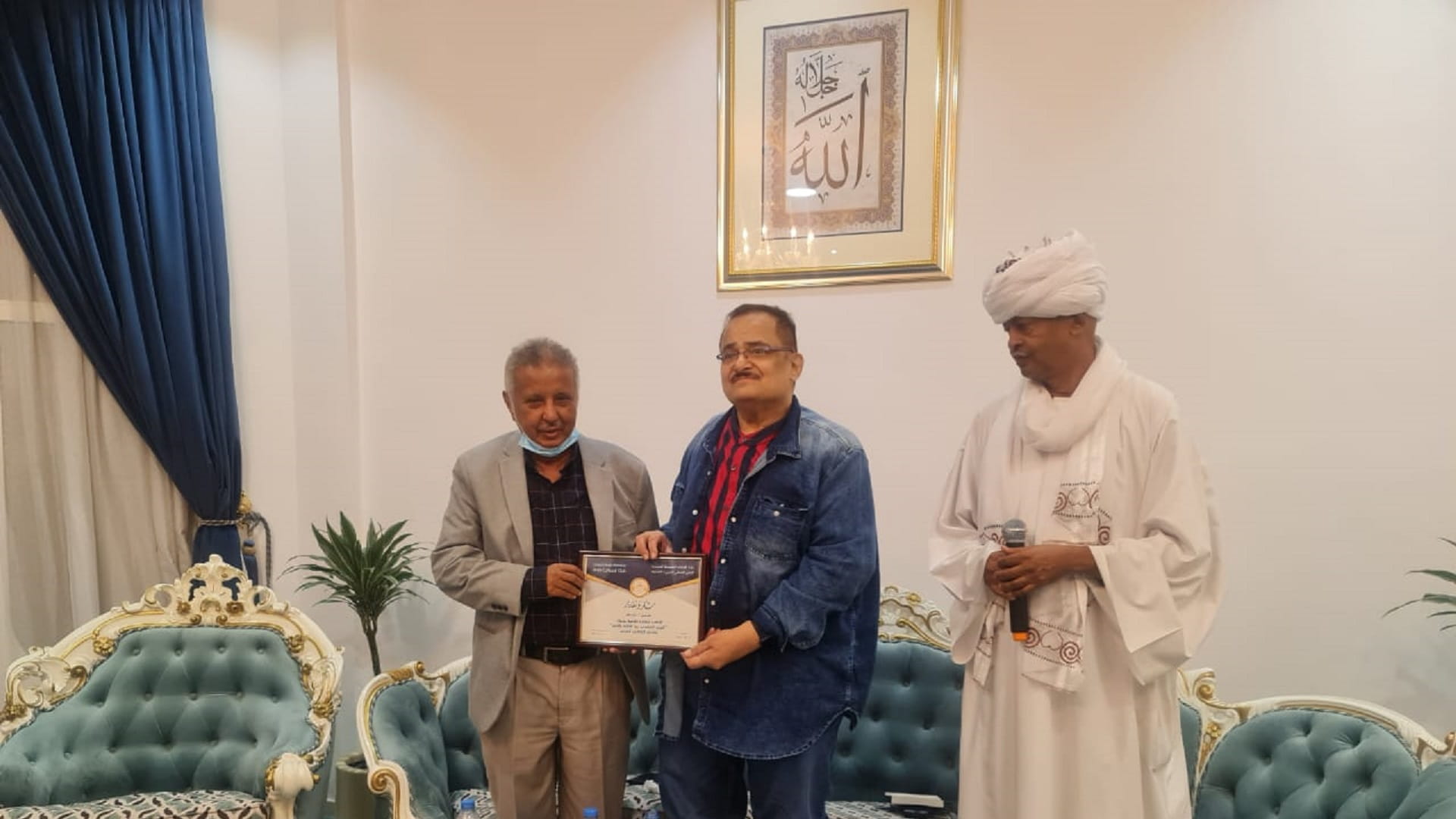 صورة بعنوان: النادي الثقافي العربي ينظم أمسية السلم الخماسي بين الكلمة والنغم 