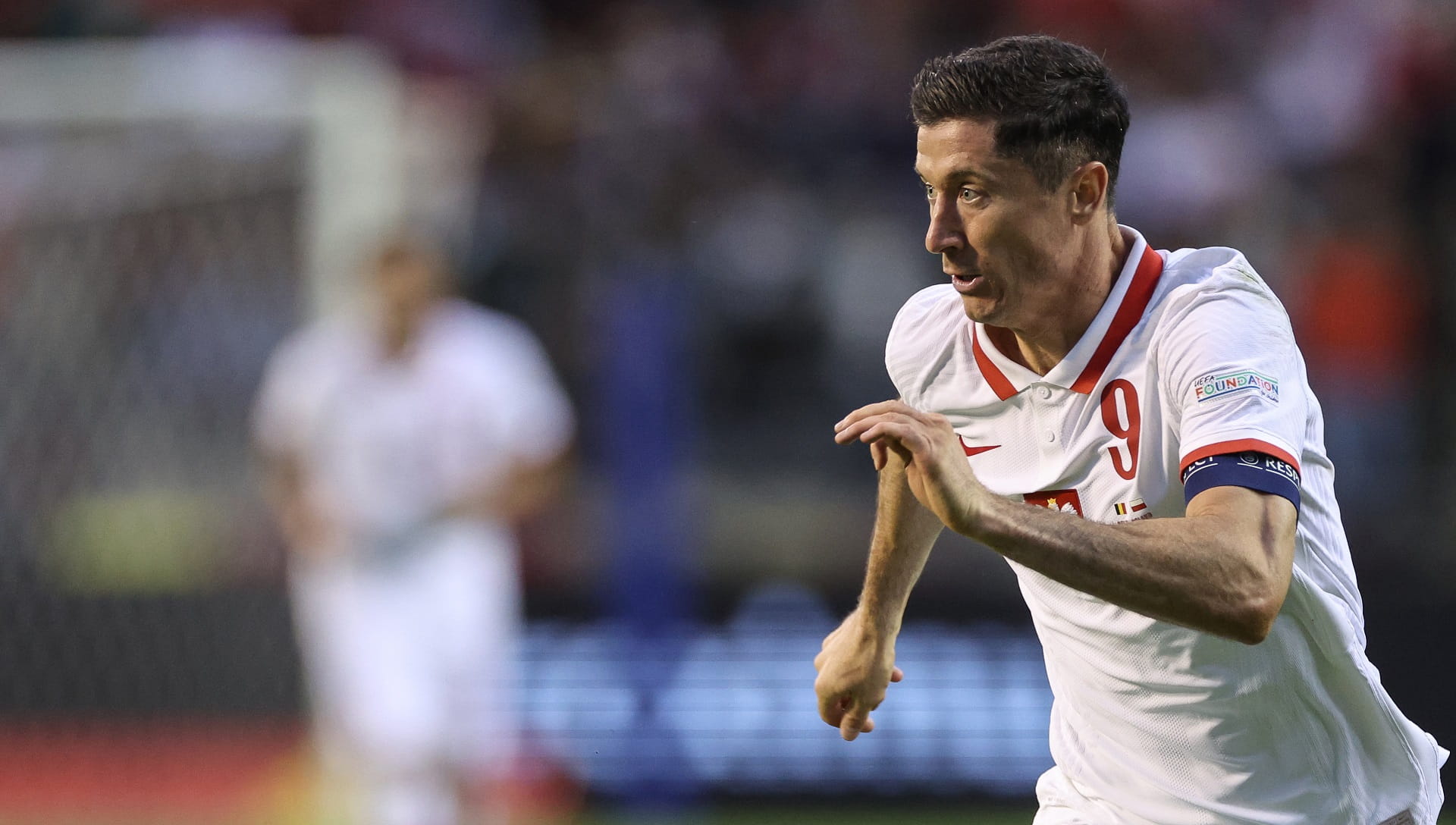 صورة بعنوان: نادي برشلونة يرفع عرض ليفاندوفسكي إلى 35 مليون يورو 