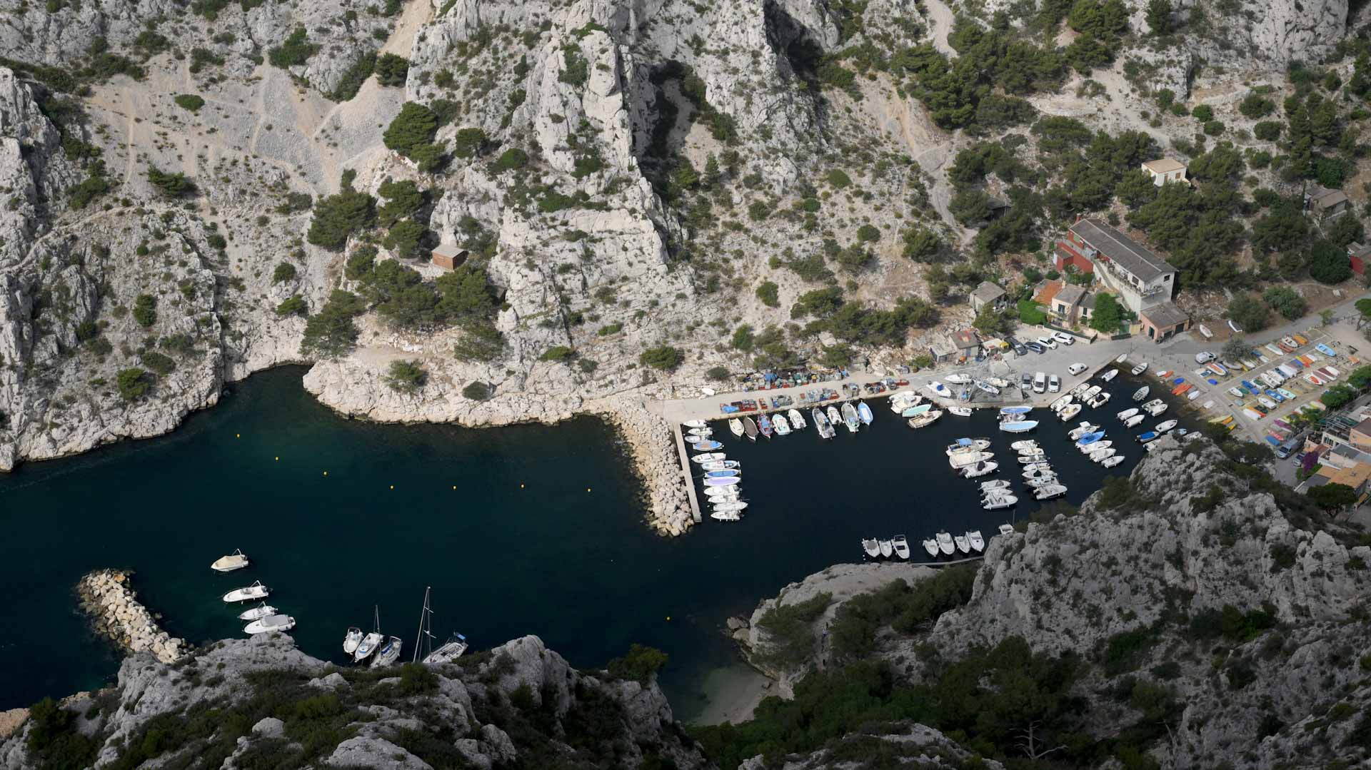 Image for the title: France caps visitor numbers at Marseille Calanques coves 