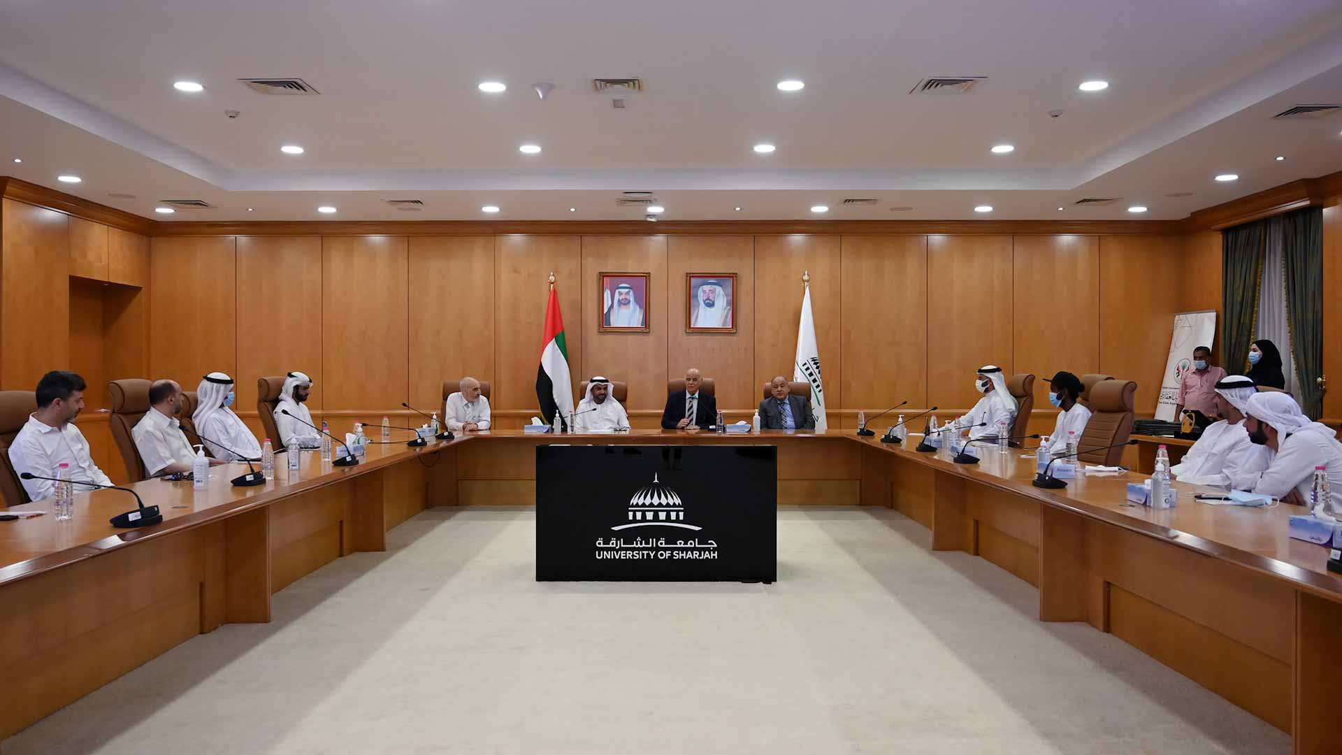 صورة بعنوان: جامعة الشارقة و"التسجيل العقاري" تخرجان دفعتين من الدبلوم العقاري 