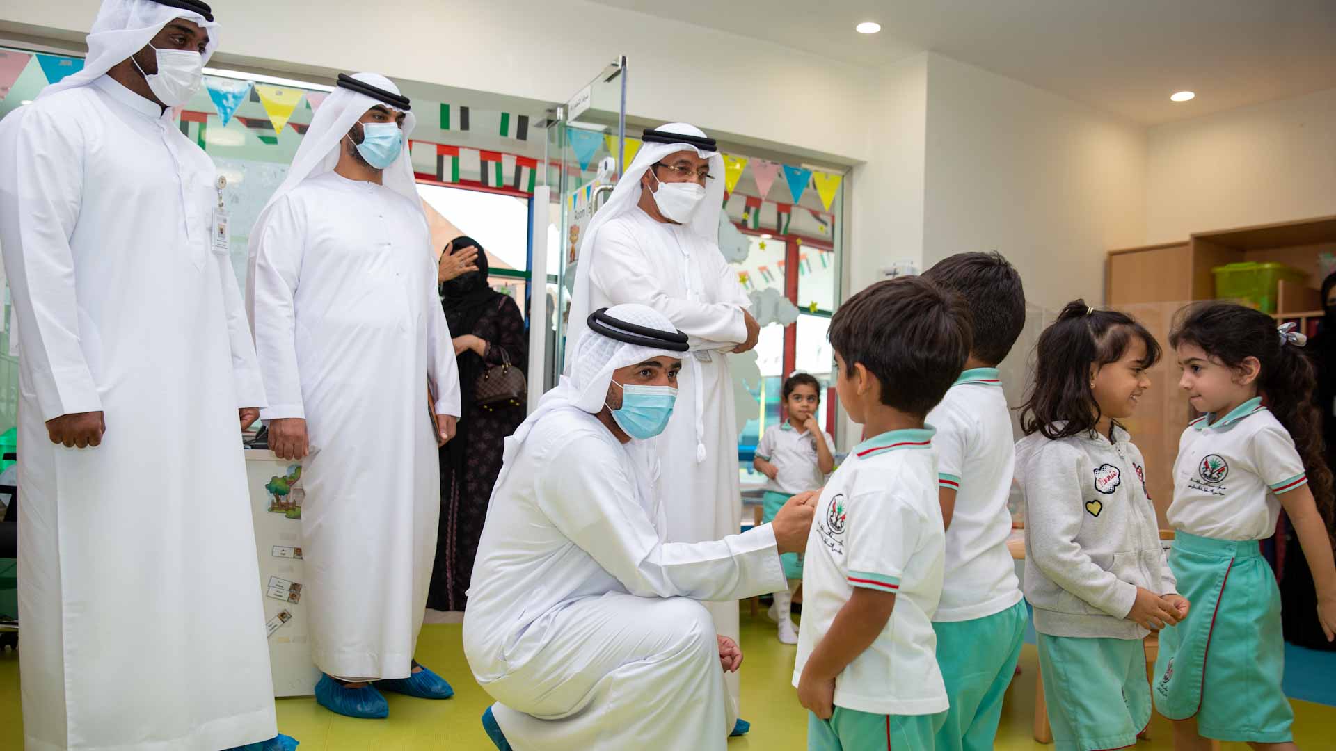 صورة بعنوان: "التربية" تطلع على جهود "الشارقة للتعليم" في رعاية الطفولة المبكرة 