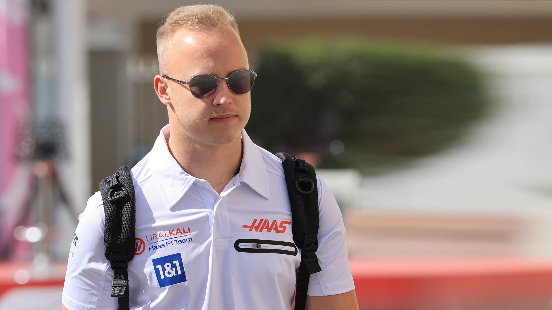 صورة بعنوان: فريق هاس في الفورمولا 1 يستغني عن سائقه الروسي مازبين 
