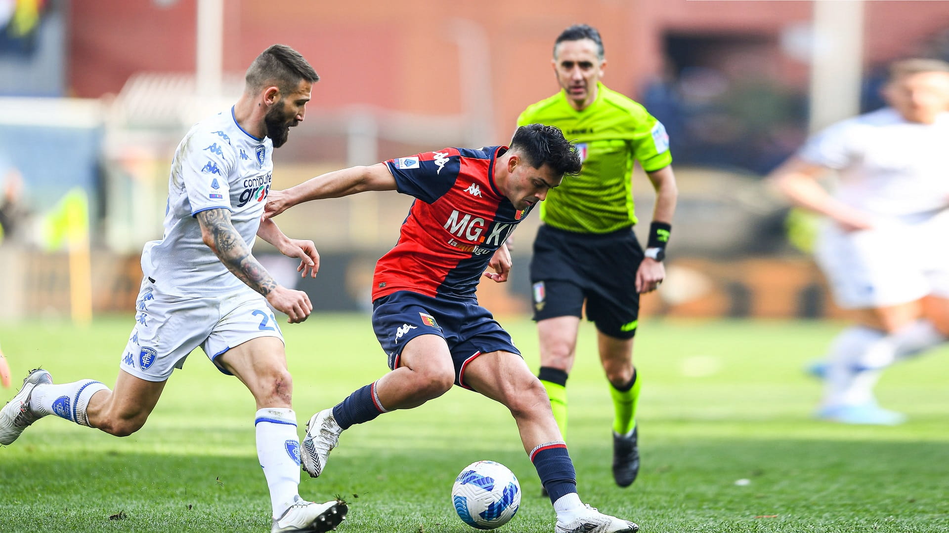 صورة بعنوان: إمبولي يزيد من معاناة جنوه في الدوري الإيطالي 