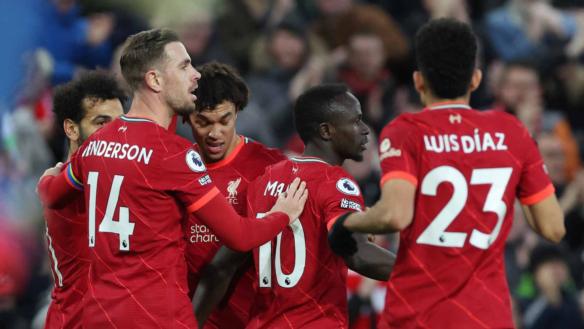 Image for the title: Liverpool's Mane secures jittery win over West Ham 