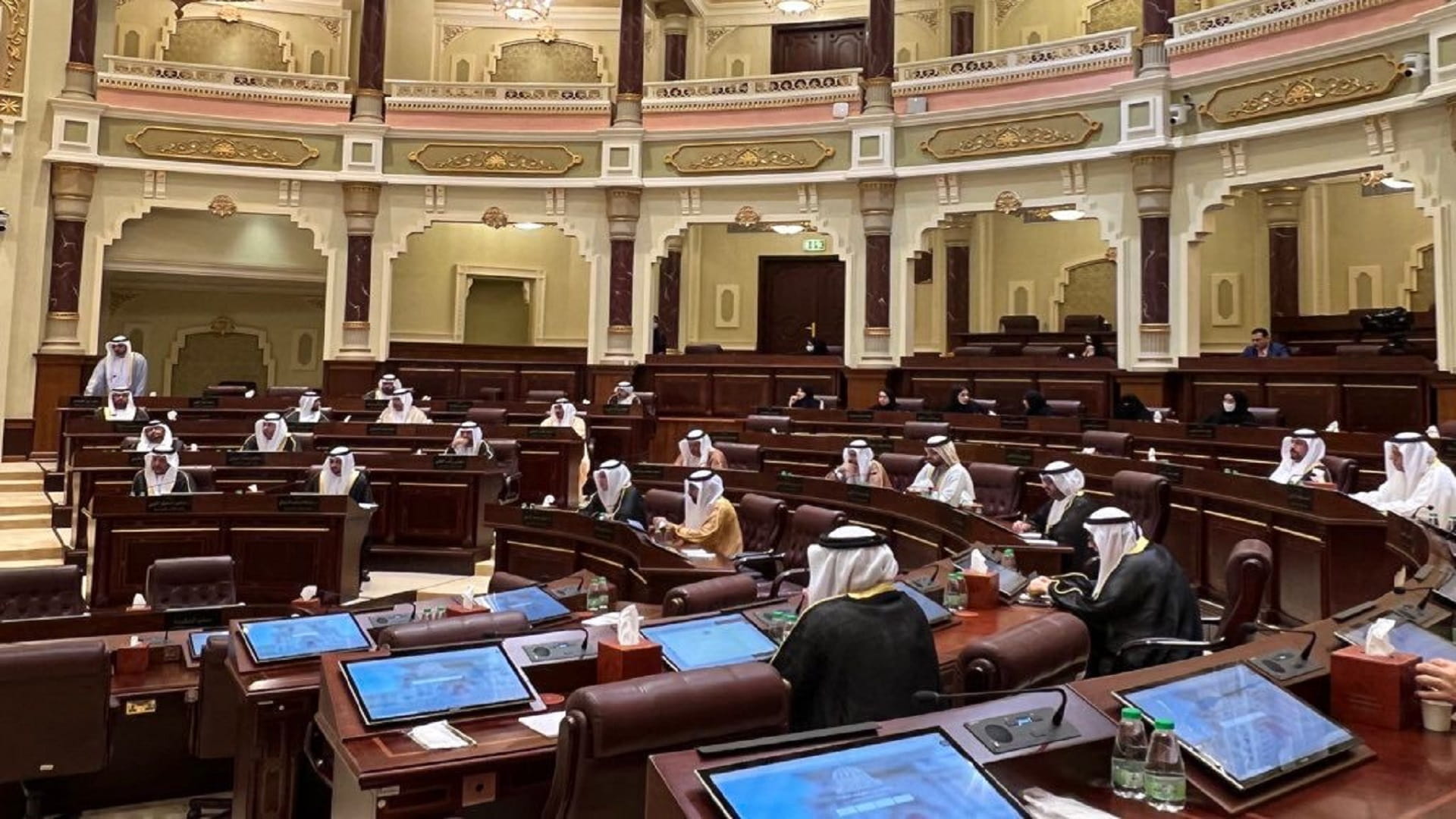 صورة بعنوان: المجلس الاستشاري يقر توصياته بشأن سياسة مجلس الشارقة الرياضي  