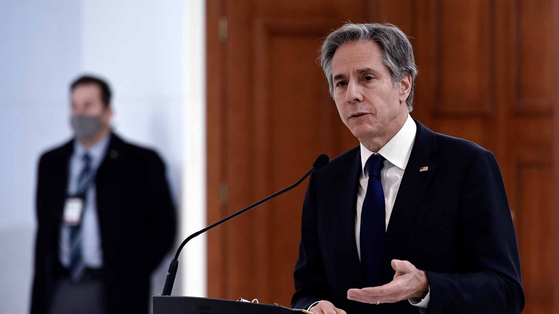 Image for the title: U.S., European allies discuss banning imports of Russian oil 