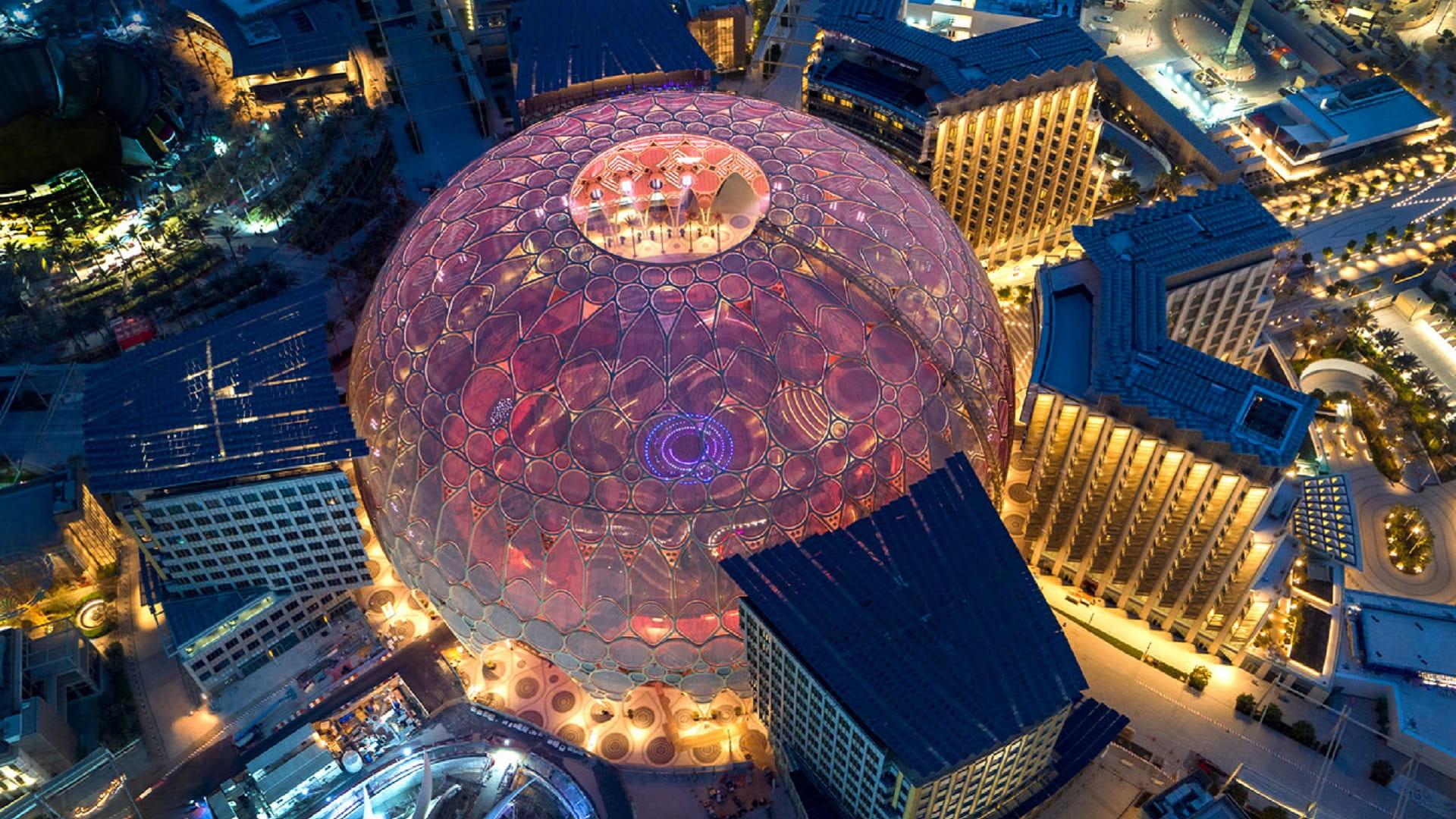 صورة بعنوان: إكسبو دبي يستضيف قادة السياسة والأعمال احتفالاً بيوم المرأة 