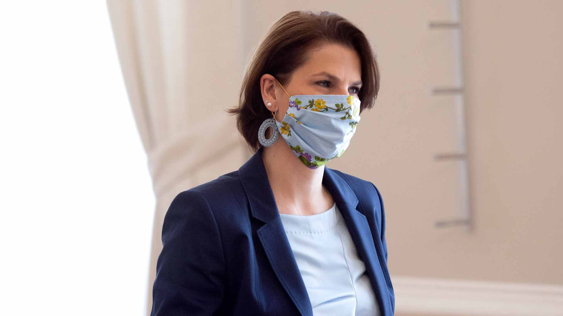 Image for the title: Austria suspends mandatory Covid vaccine law 