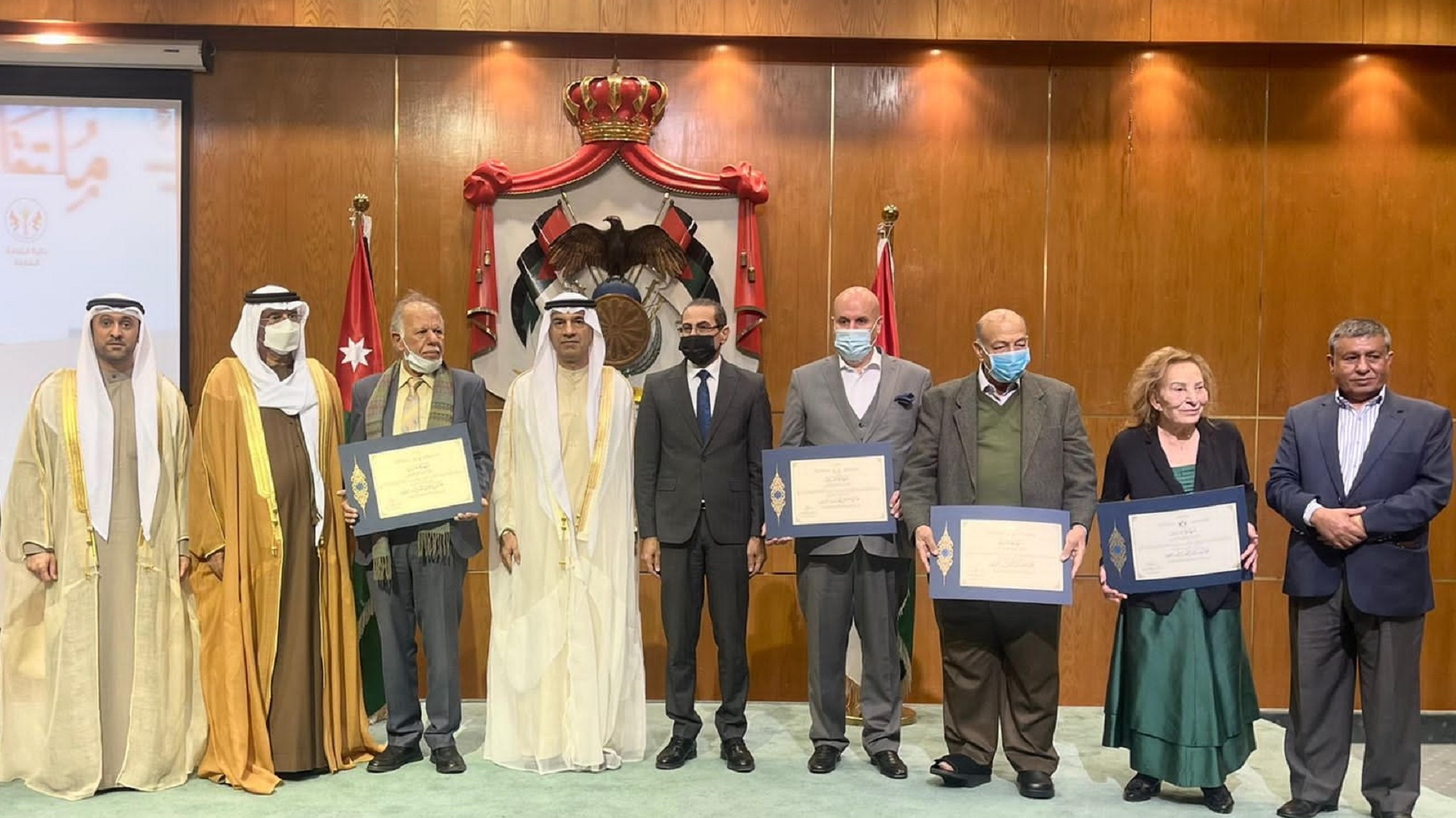 صورة بعنوان: الشارقة تحتفي بـ 4 أدباء أردنيين في عمّان 