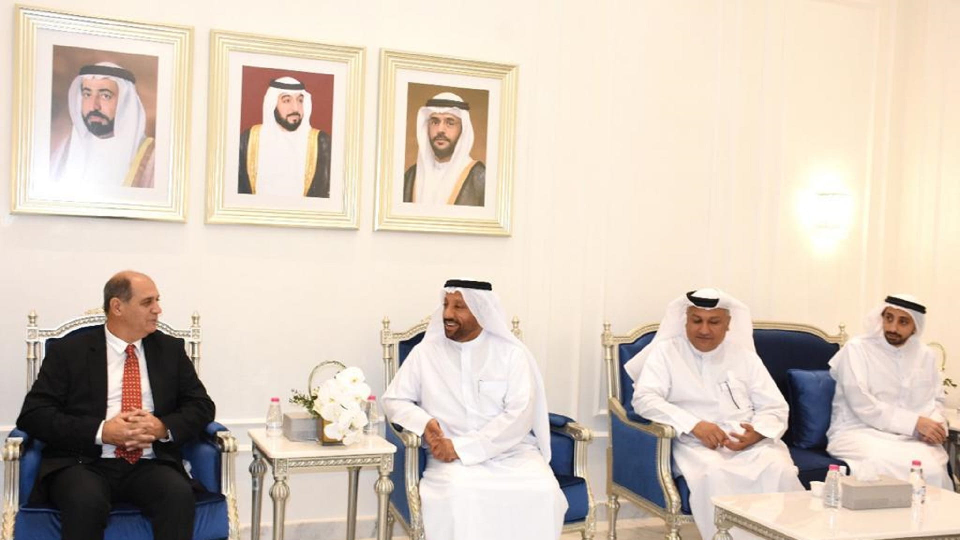 صورة بعنوان: غرفة الشارقة تبحث تعزيز مجالات التعاون الاقتصادي مع الأرجنتين 