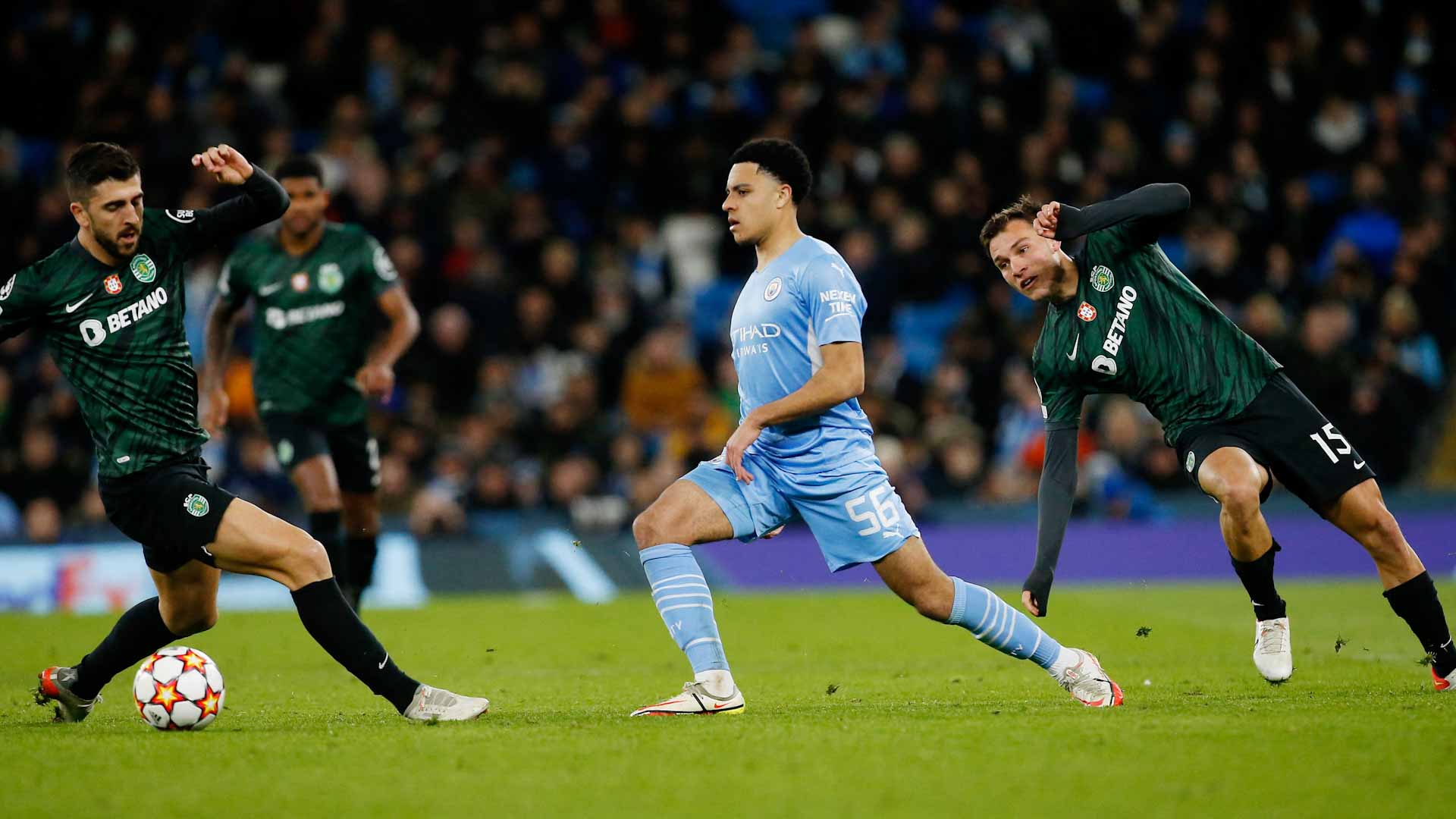 Image for the title: Man City sail through to last eight after Sporting stalemate 