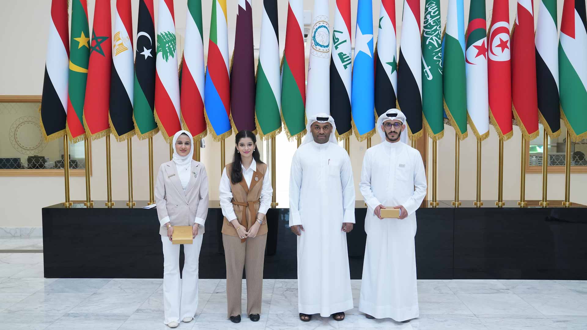 صورة بعنوان: الجروان والباروت يستقبلان رئيسة البرلمان العربي للطفل  