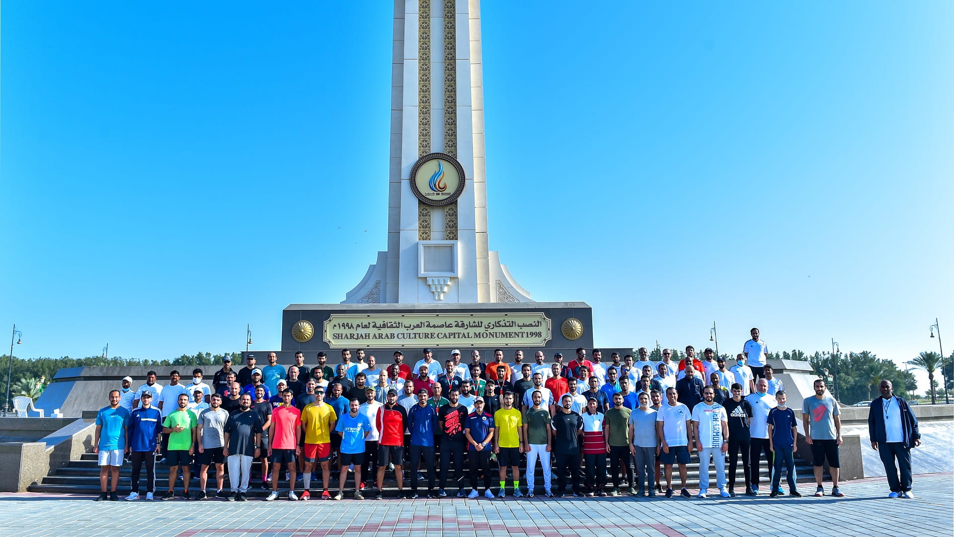 صورة بعنوان: العميد بن عامر يشهد ماراثون شرطة الشارقة الرياضي 