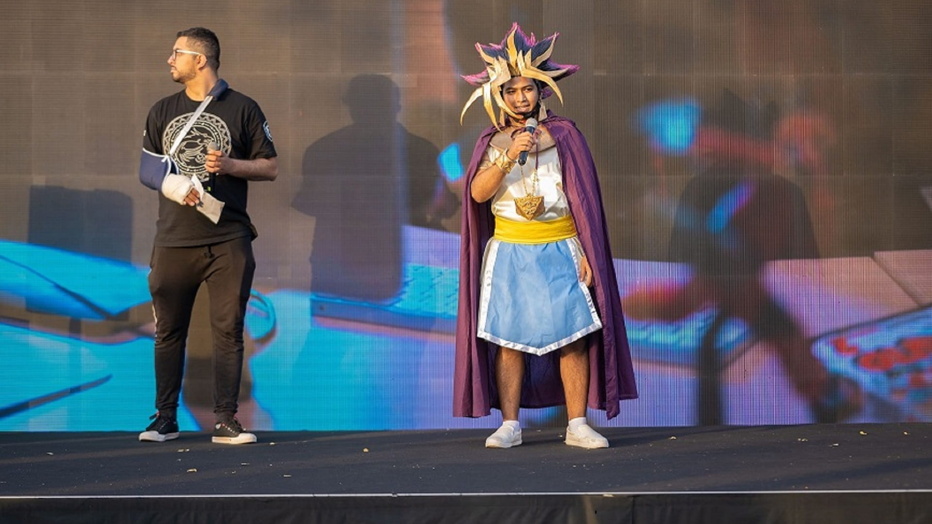 صورة بعنوان: فعالية "شاشة" تحوّل الجادة إلى مسرح حافل بإبداعات فن الأنمي  