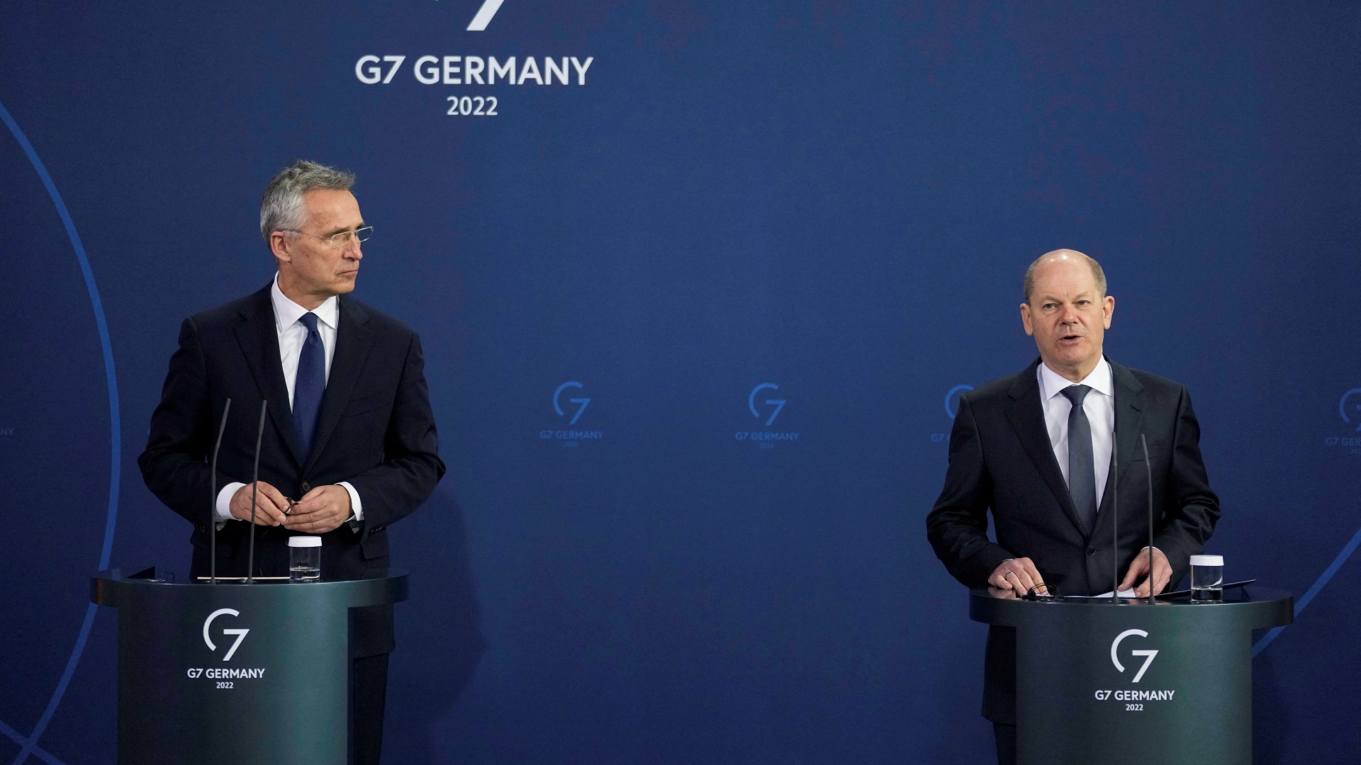 صورة بعنوان: حلف الأطلسي يؤكد عزمه على منع تصعيد الحرب في أوكرانيا 