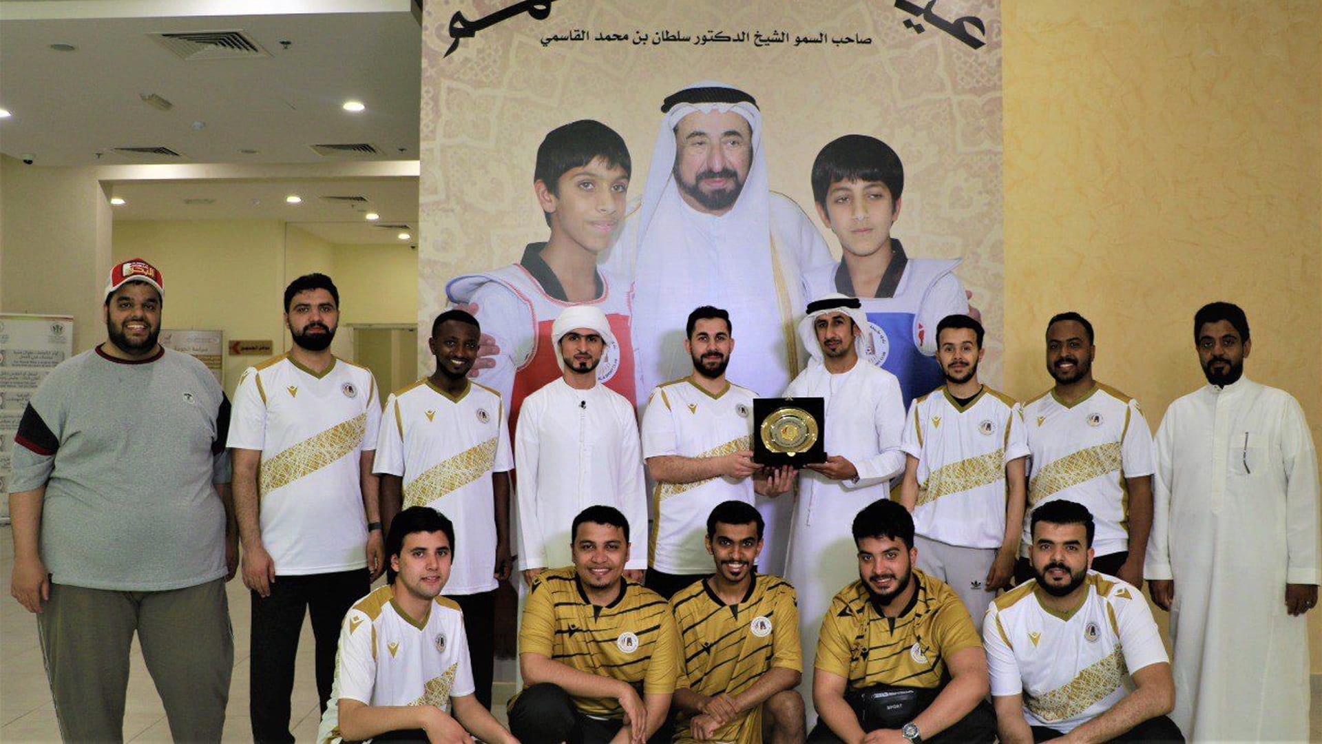 صورة بعنوان: نادي مليحة الرياضي يستضيف نجوم "منشد الشارقة 13" 