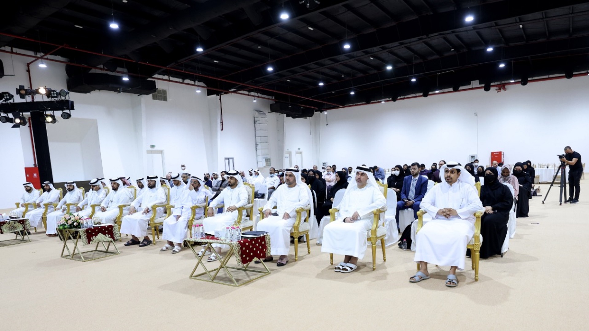 صورة بعنوان: دائرة "شؤون البلديات والزراعة" بالشارقة تستعرض خدماتها الموحدة 