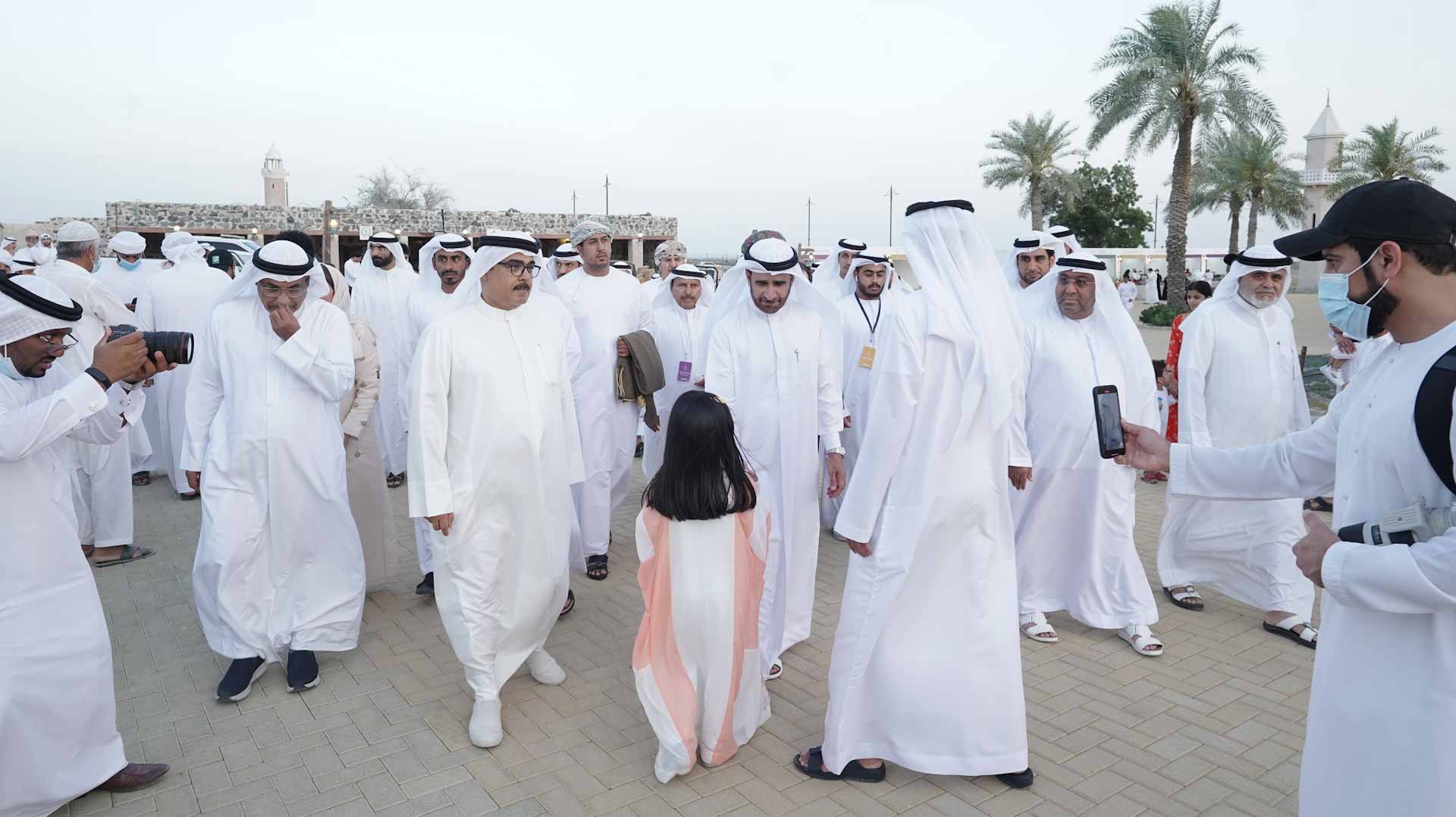 صورة بعنوان: هيثم القاسمي يفتتح فعاليات أيام الشارقة التراثية في كلباء 