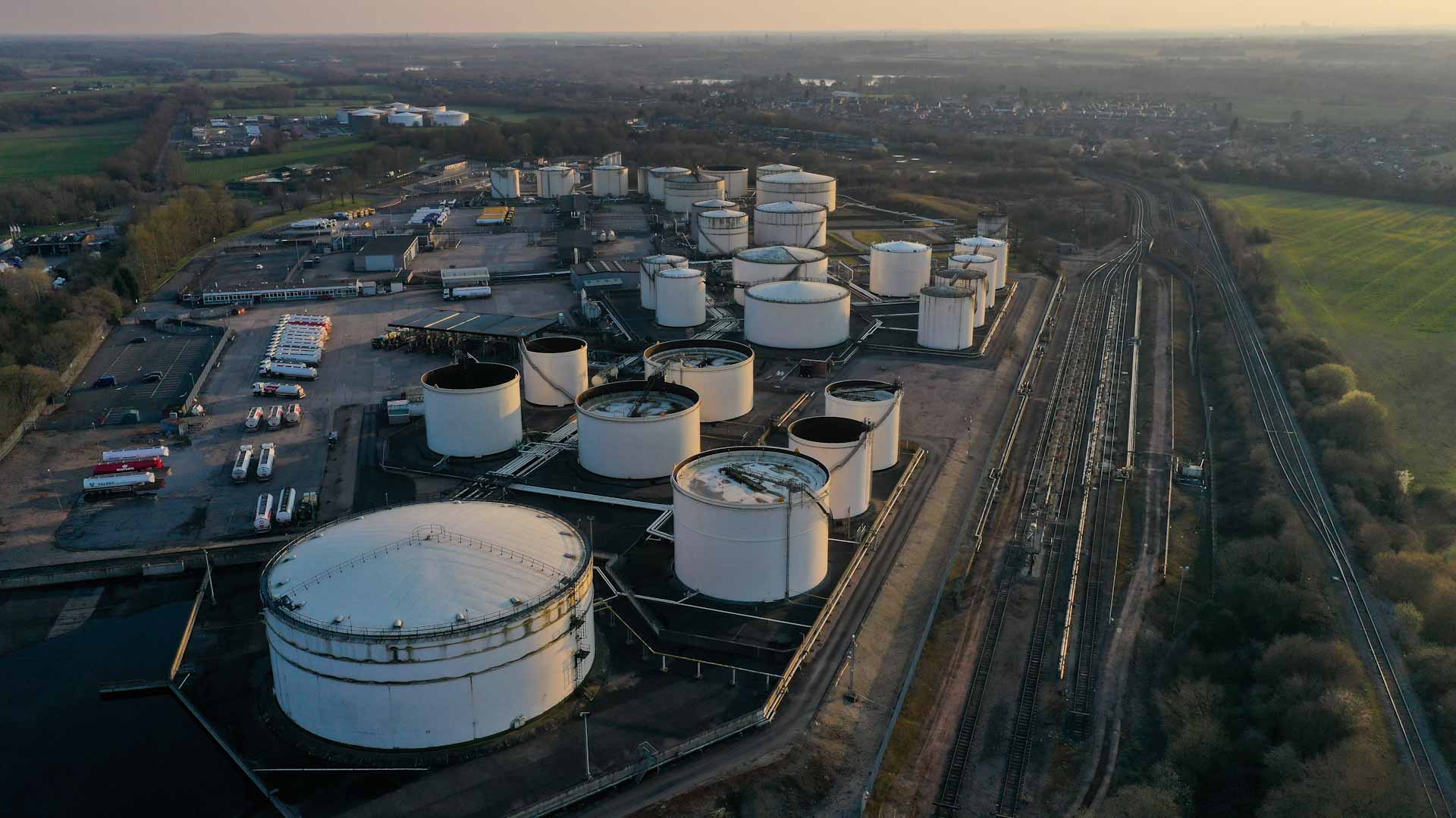 Image for the title: Oil jumps as EU mulls Russian ban 