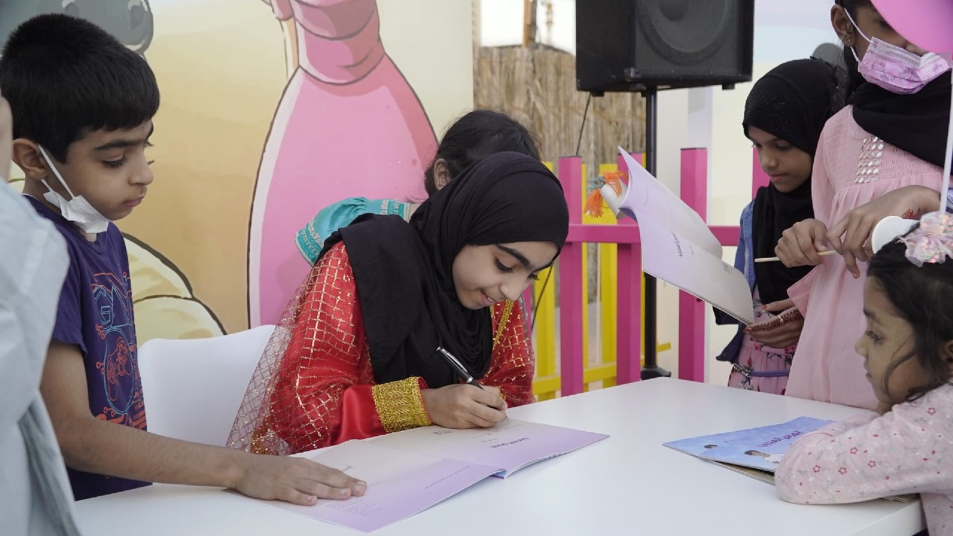 صورة بعنوان: أيام الشارقة التراثية تواصل فعالياتها في قلب الشارقة النابض 