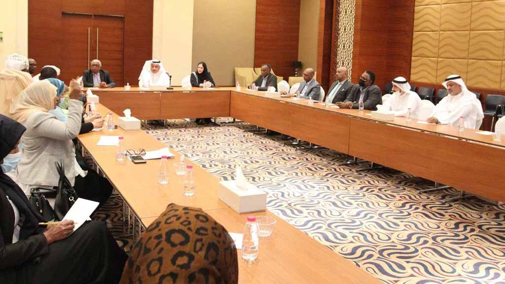 صورة بعنوان: وفد إعلامي سوداني يطلع على تجربة "غرفة الشارقة" وخدماتها الريادية 