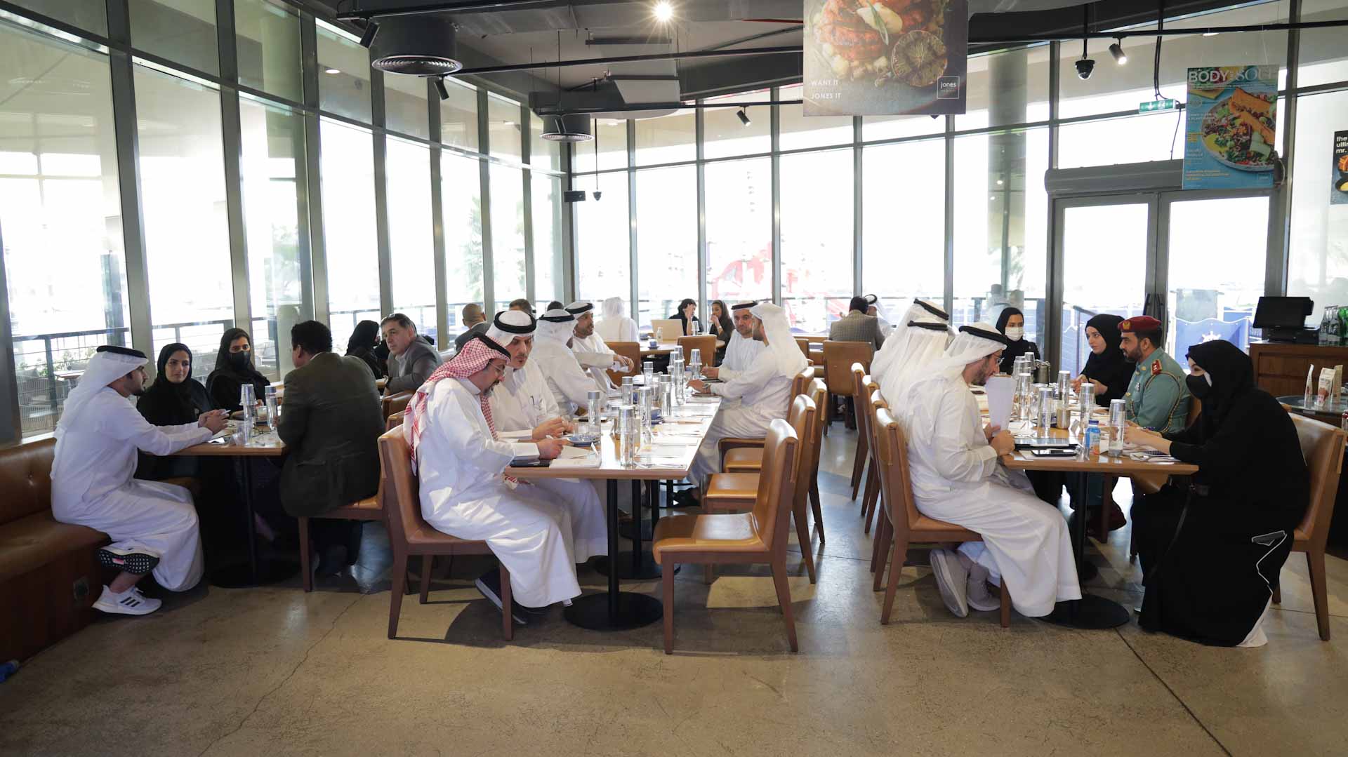 صورة بعنوان: "تخطيط الشارقة" تنظم ورشة عصف ذهني حول تراخيص البناء  