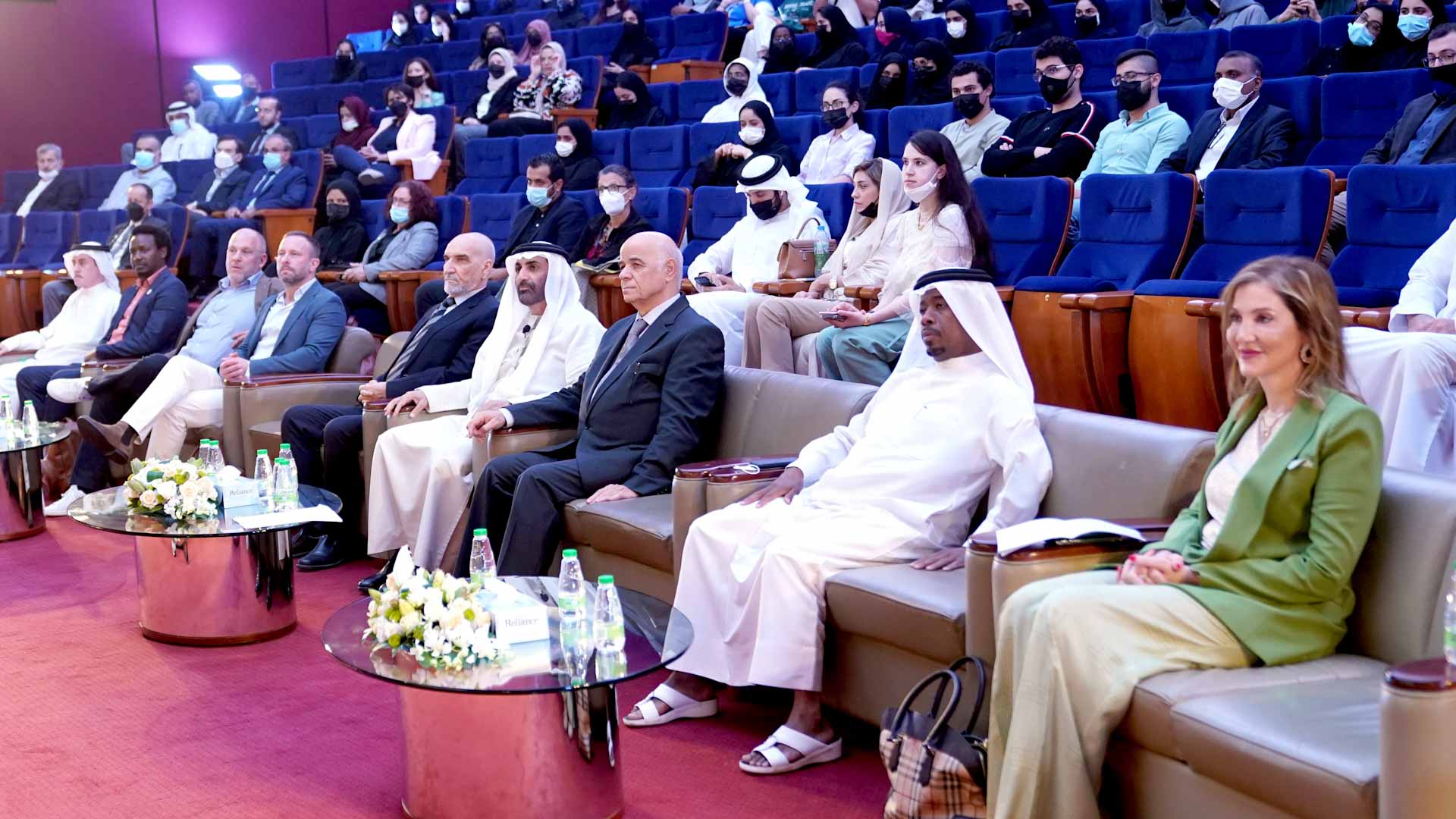 صورة بعنوان: جامعة الشارقة تطلق المنتدى الدولي للتنمية والابتكارات المستدامة 