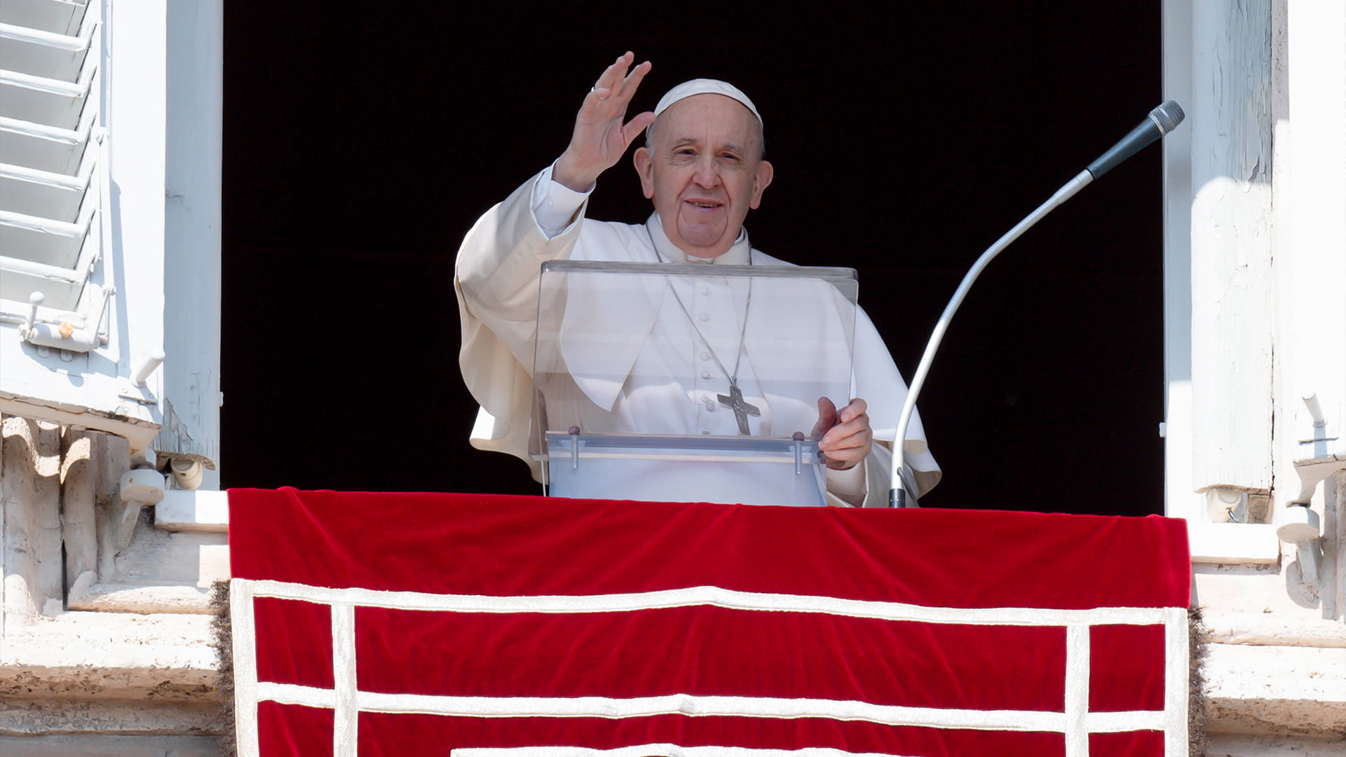 صورة بعنوان: بأمل..زيلينسكي يدعو البابا لزيارة أوكرانيا والتوسط بين كييف وموسكو 