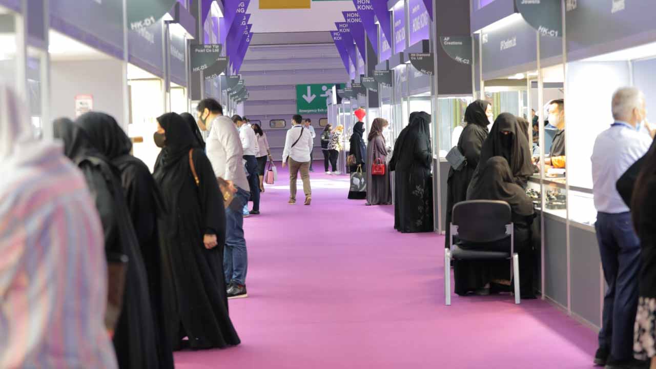 صورة بعنوان: إكسبو الشارقة يمدد مواعيد الأيام الختامية لـ "الساعات والمجوهرات" 