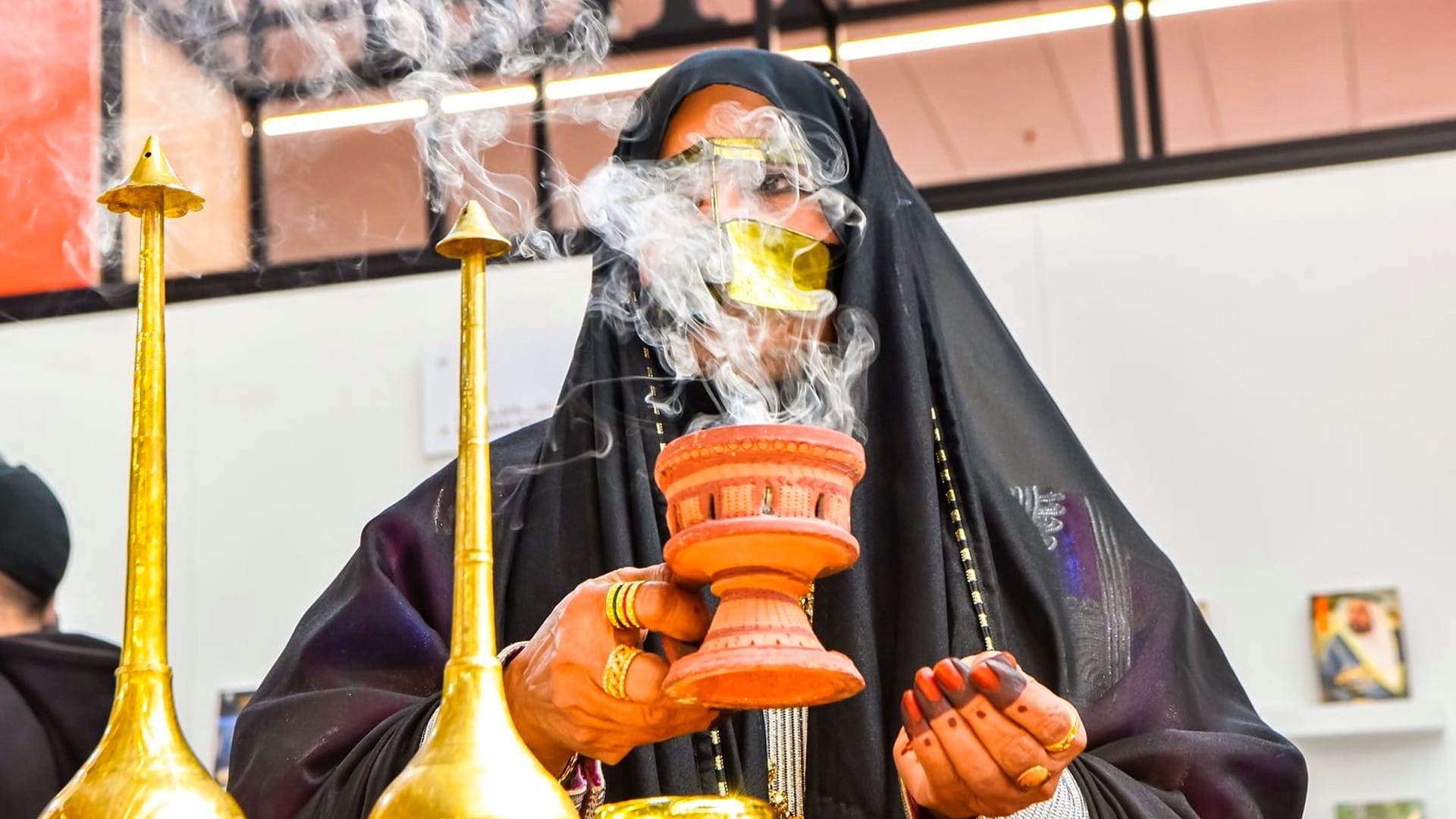 صورة بعنوان: معهد الشارقة للتراث يحتفي بالموروث الإماراتي في "بولونيا للكتاب" 