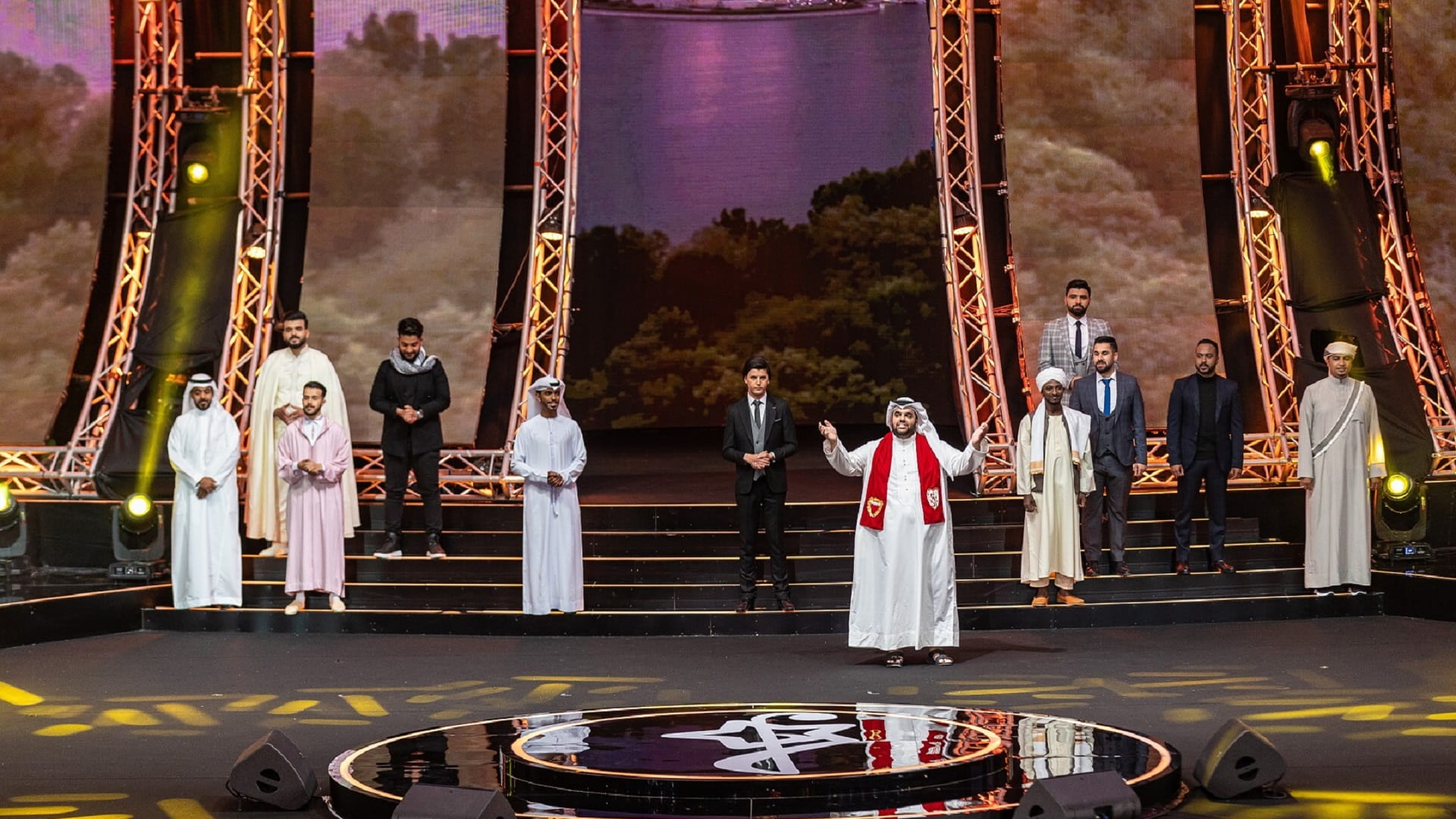 صورة بعنوان: 9 منشدين يتأهلون في أولى السهرات الختامية لمنشد الشارقة الـ13 