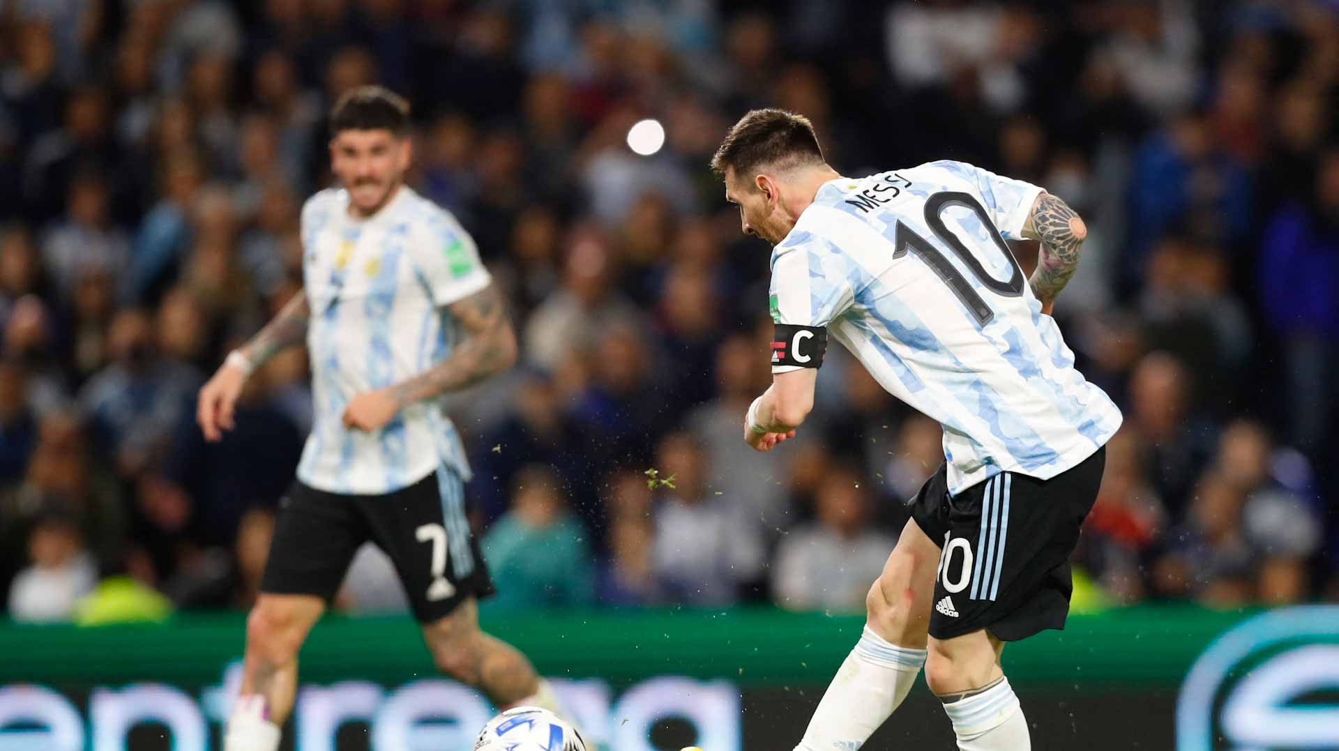 Image for the title: Messi scores on Argentina return in 3-0 win over Venezuela 
