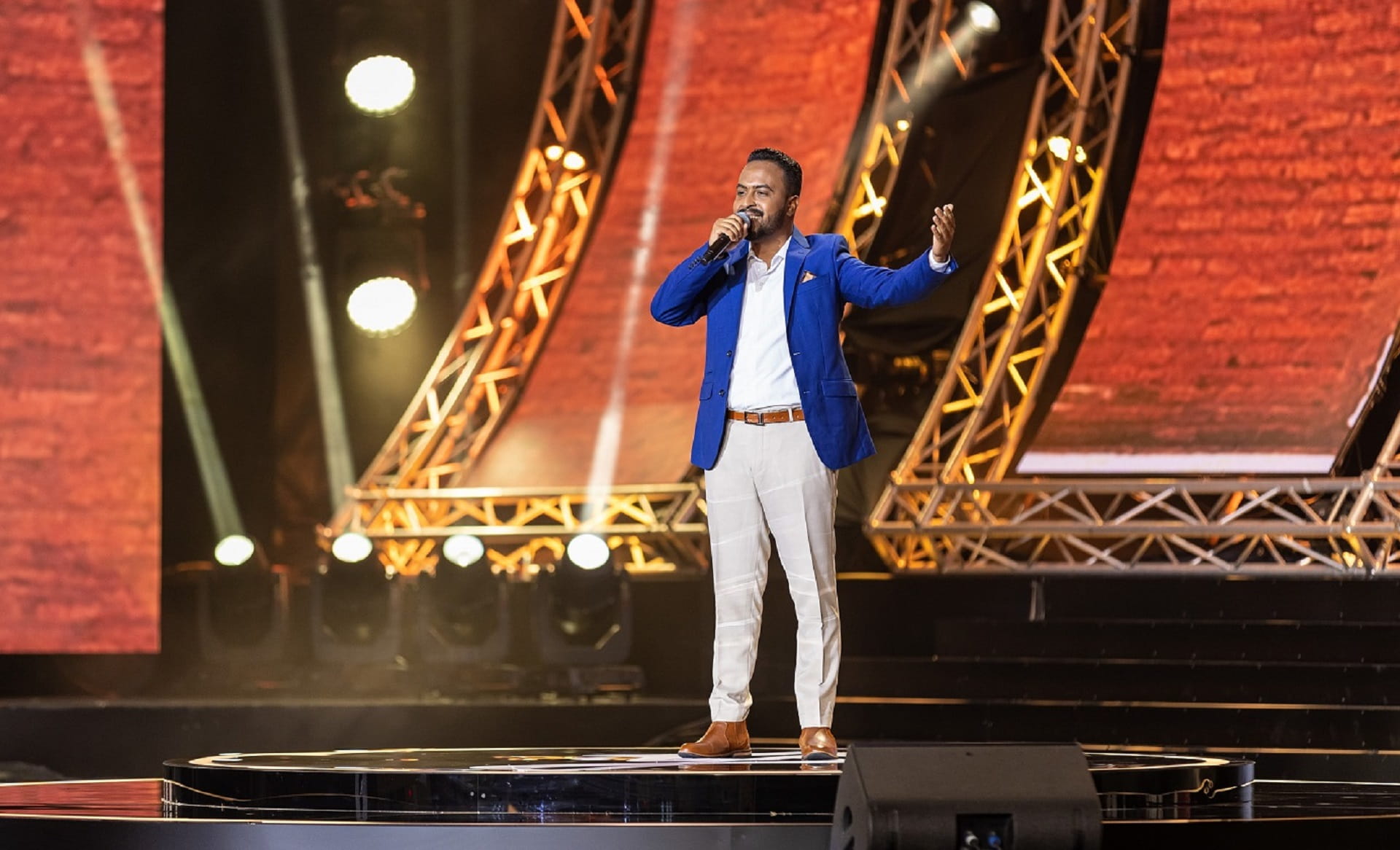 صورة بعنوان: السهرة الختامية الثانية من منشد الشارقة تشهد منافسات قوية 