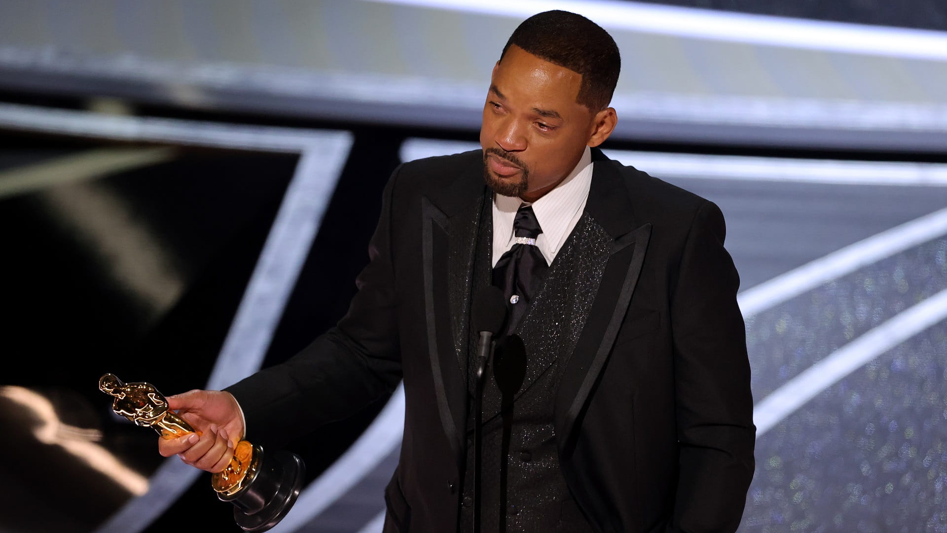 صورة بعنوان: ويل سميث يفوز بجائزة أوسكار "أفضل ممثل" 