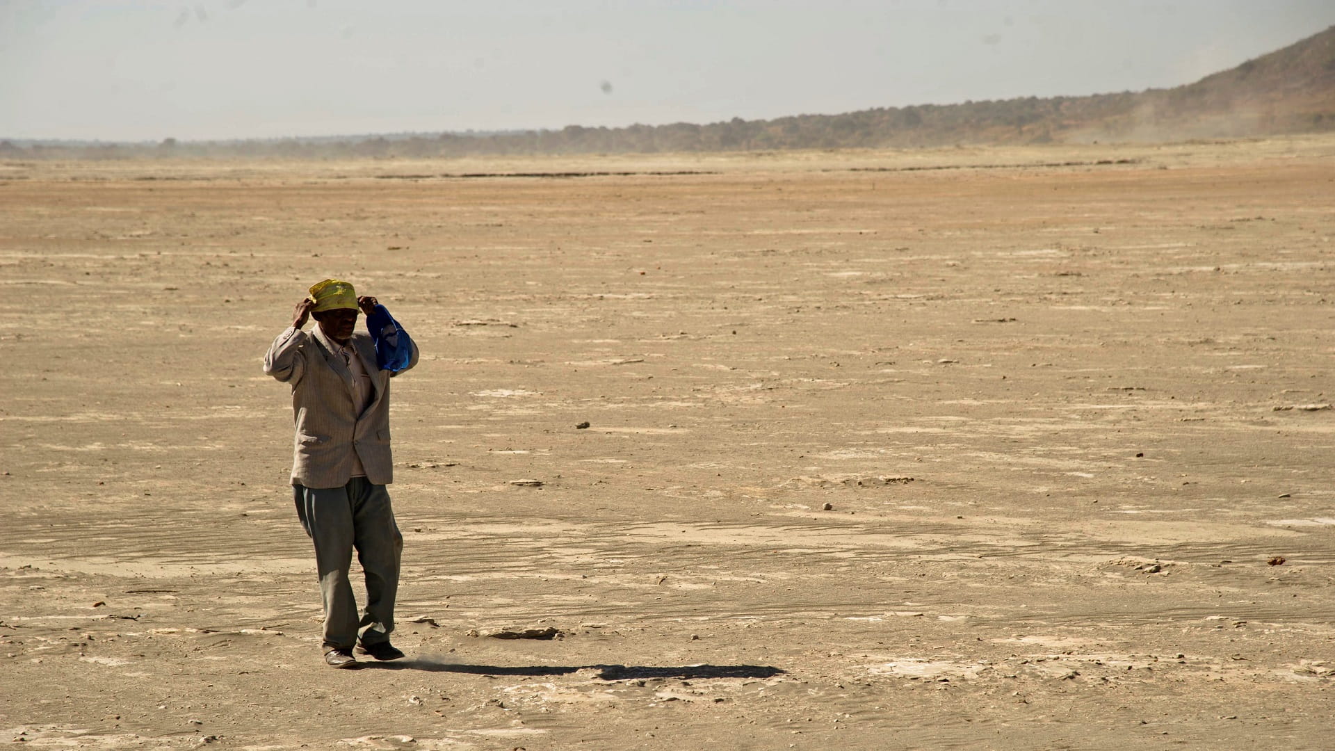 صورة بعنوان: مخاطر التعرض لدرجات الحرارة المرتفعة  