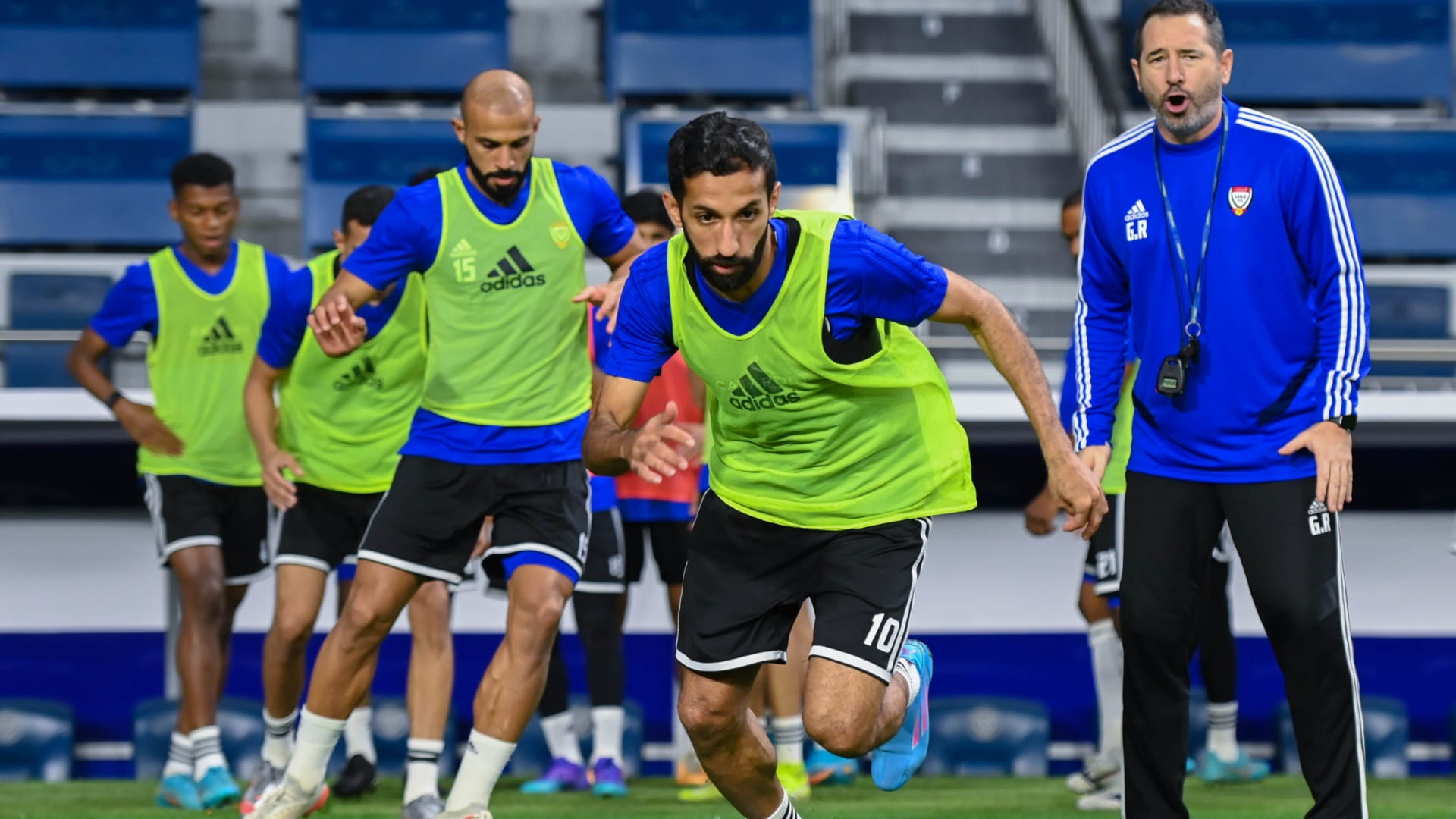 صورة بعنوان: الأبيض يؤكد جاهزيته لمباراة كوريا الجنوبية بتصفيات المونديال غداً 