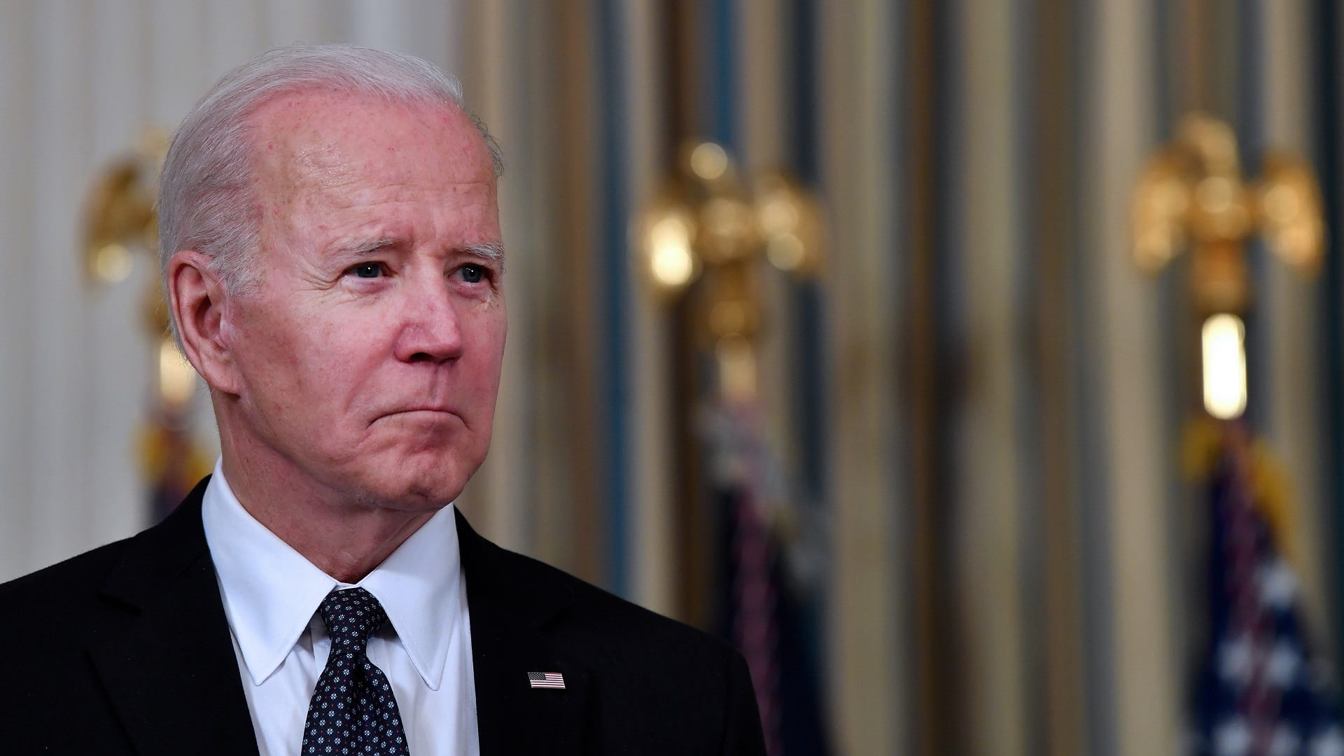 Image for the title: Biden says 'not walking back' suggestion Putin should leave power 