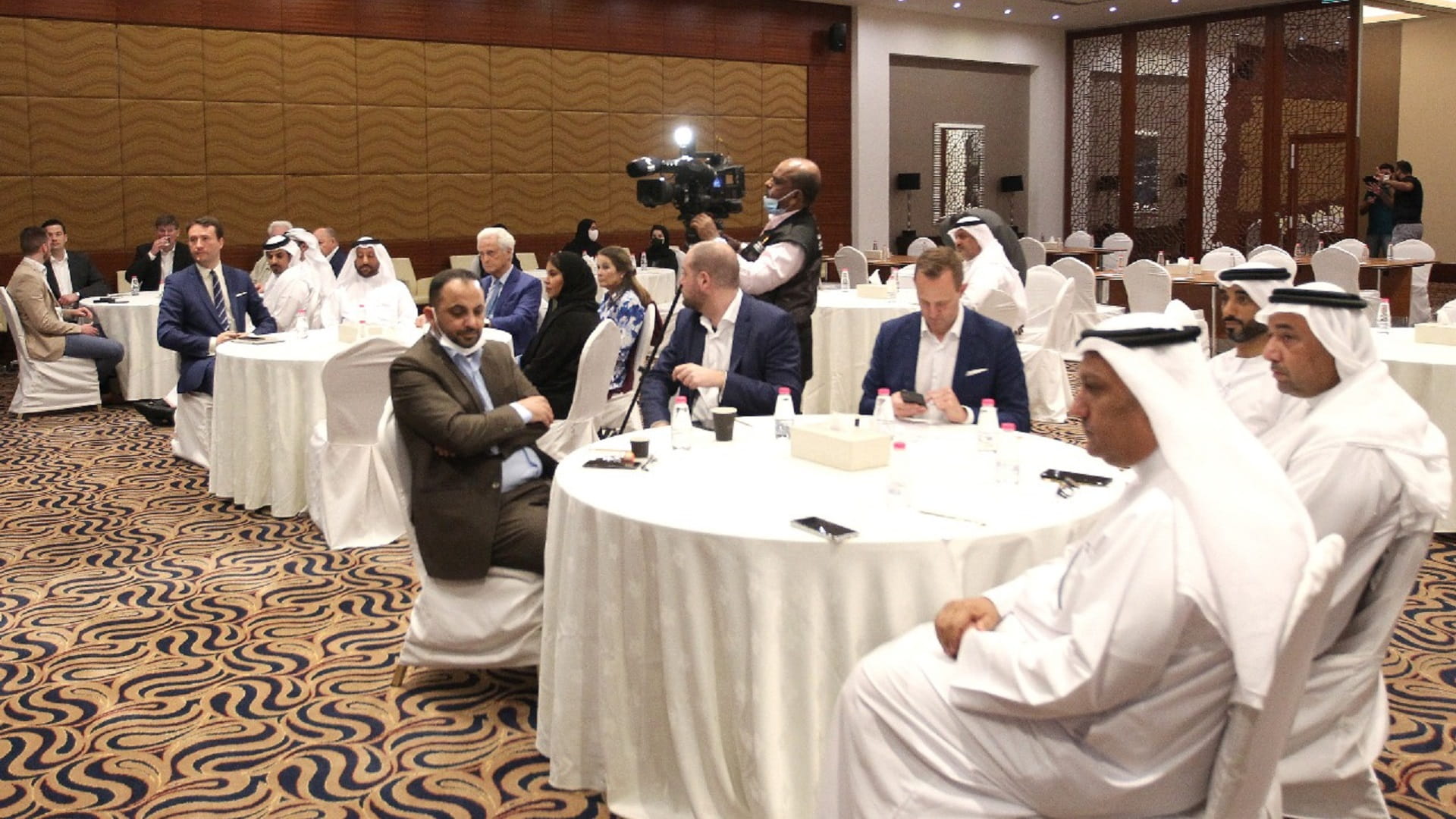 صورة بعنوان: غرفة الشارقة تدعو لاستشراف الفرص الاستثمارية بين الإمارة وألمانيا 