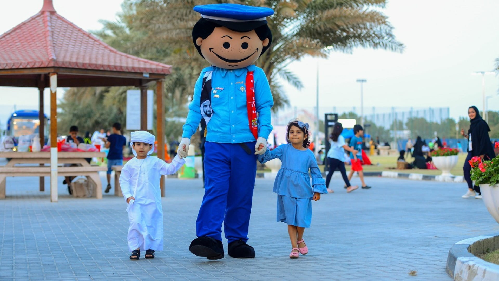 صورة بعنوان: شرطة الشارقة تشارك في مهرجان الثقافة والناس بفعاليات عدة 