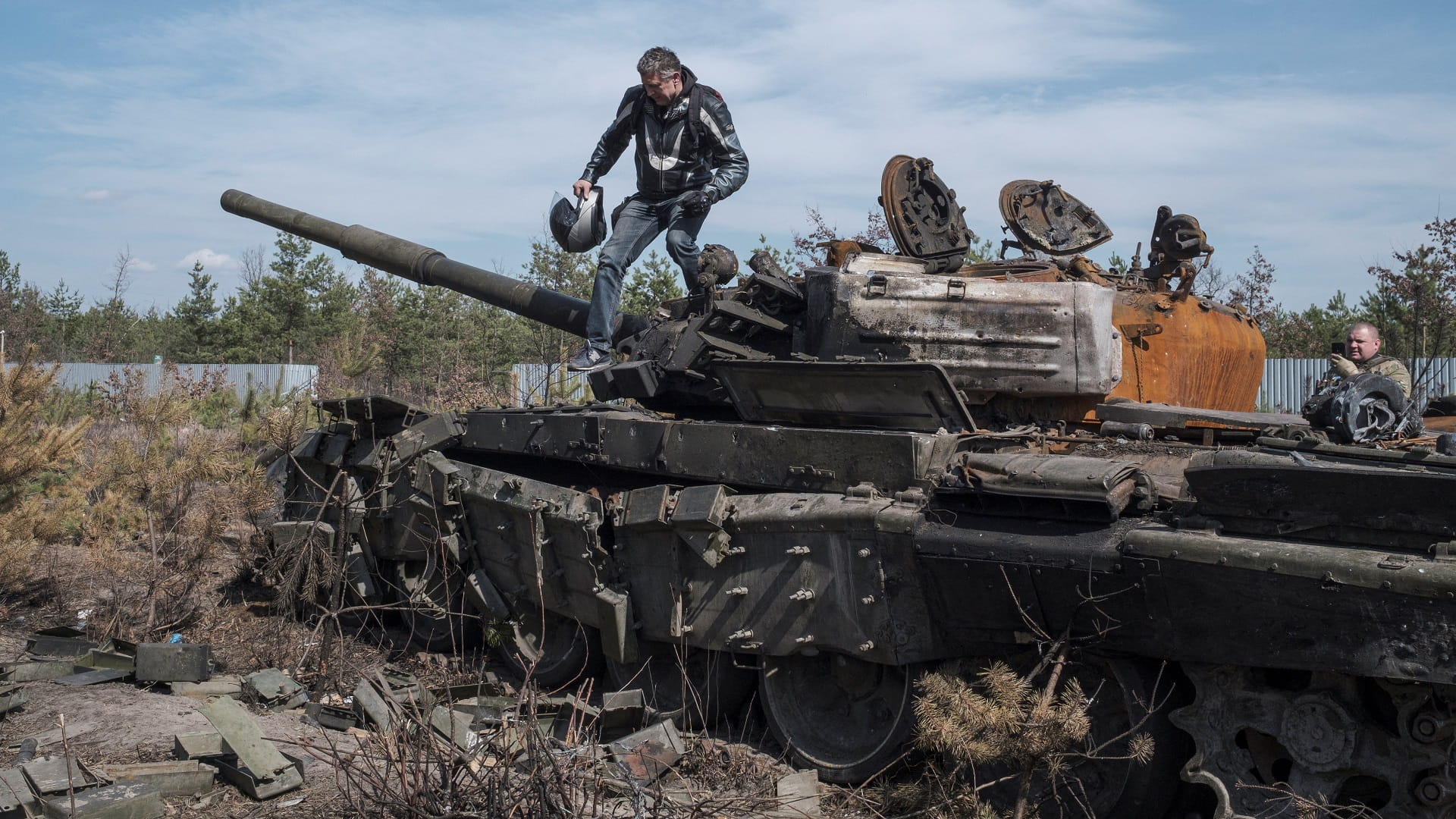 صورة بعنوان: روسيا تعترف بخسائر فادحة في صفوف قواتها وأوكرانيا تتأهب لهجوم كبير 