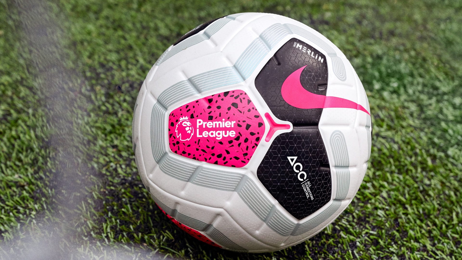 صورة بعنوان: أندية الدوري الإنجليزي الممتاز توافق على إجراء 5 تبديلات  