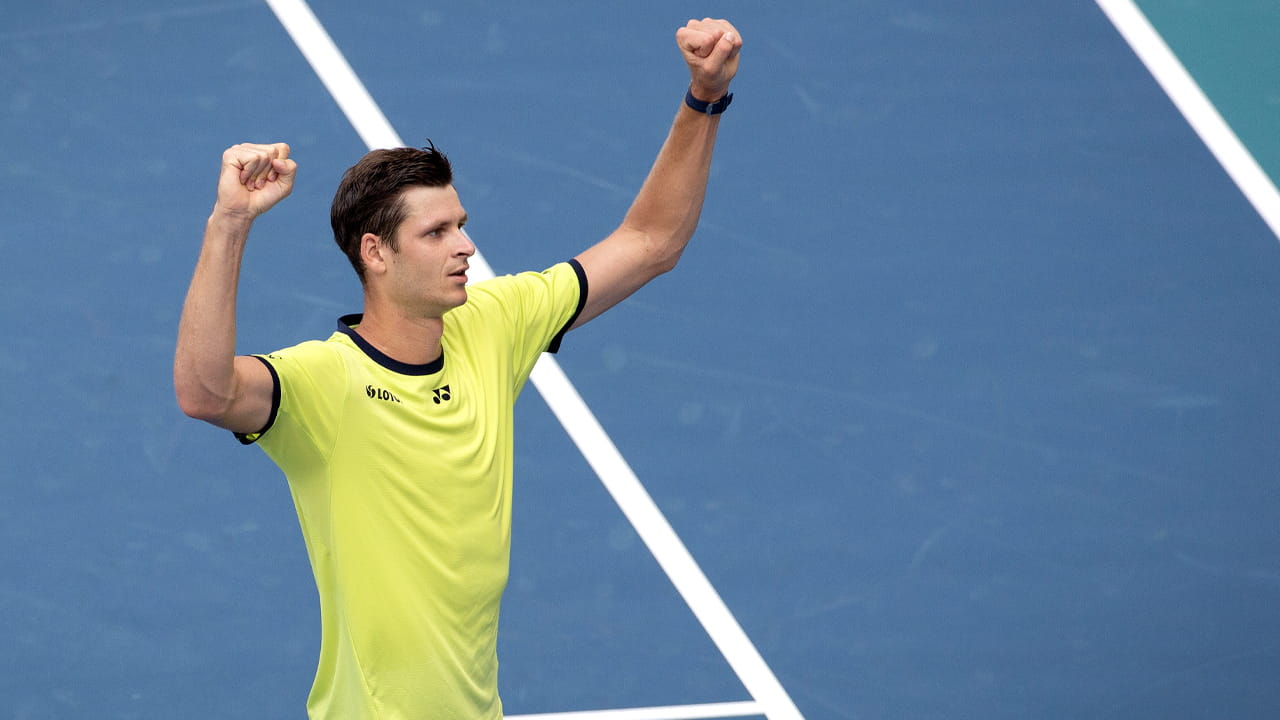 صورة بعنوان: البولندي هوركاش يتأهل إلى نصف نهائي بطولة ميامي للتنس  