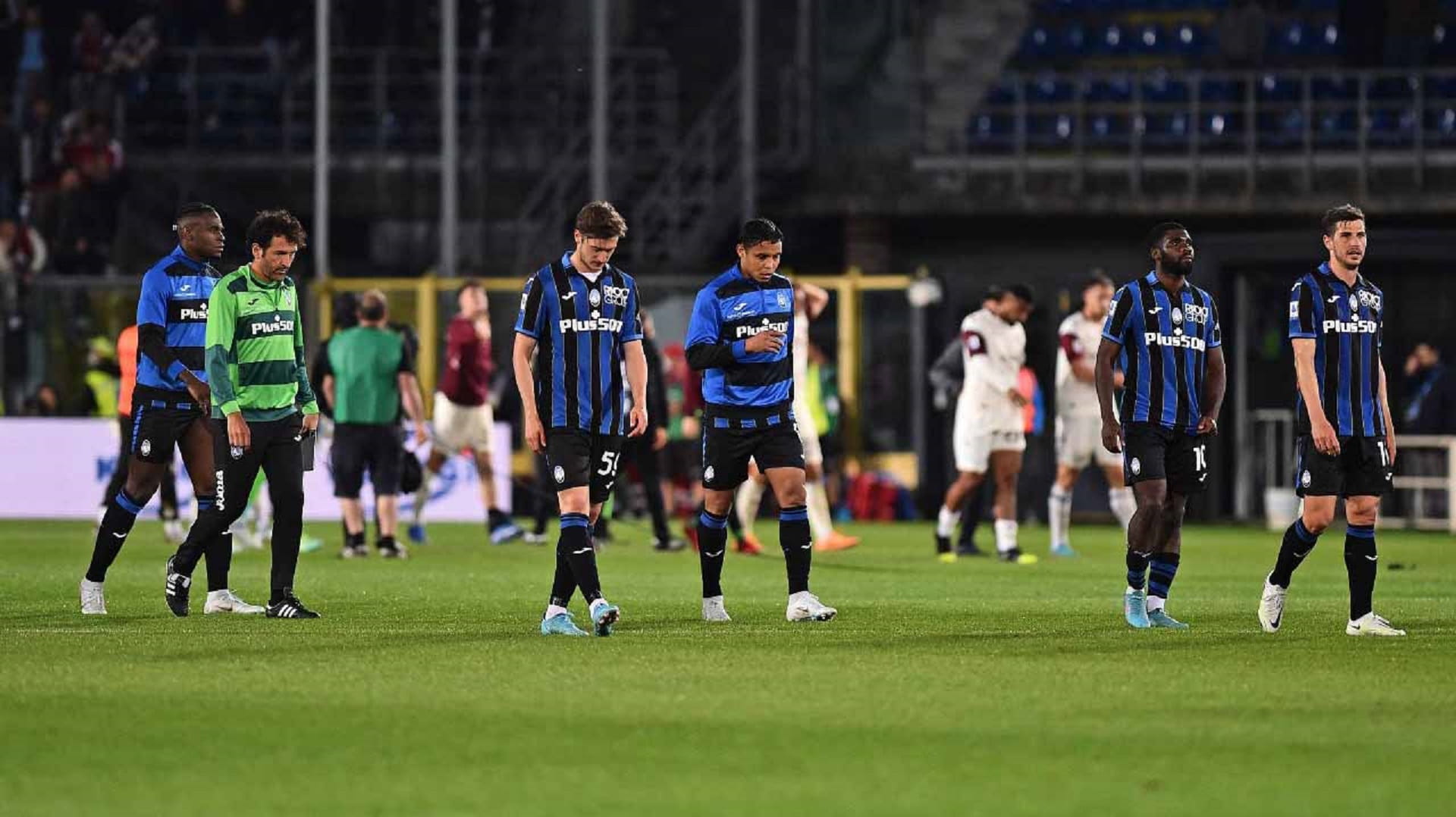 صورة بعنوان: أتالانتا يخطف نقطة التعادل من أمام ساليرنيتانا بالدوري الإيطالي 