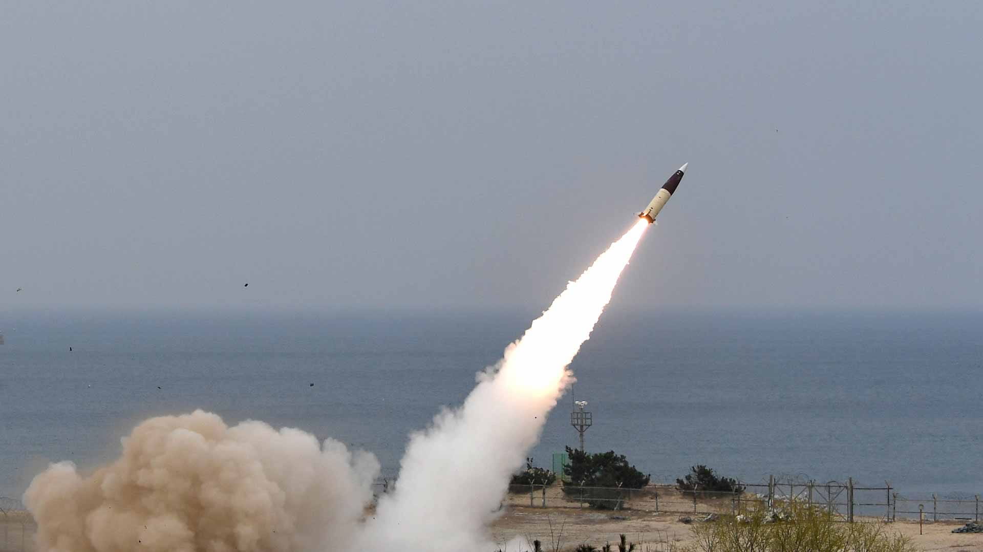 Image for the title: North Korea fires 'unidentified projectile': Seoul 