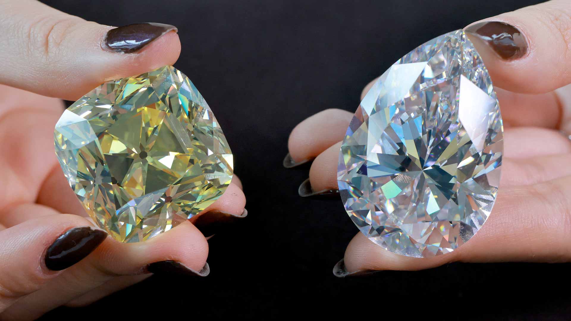 Image for the title: 'The Rock', a record-setting white diamond, goes up for auction 