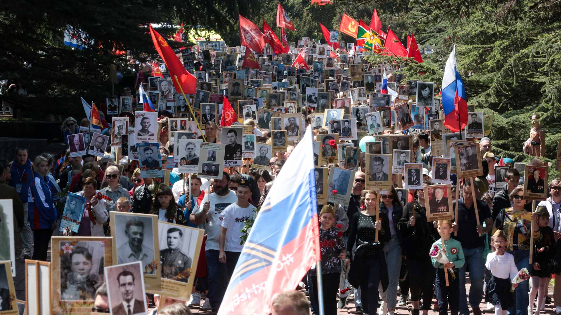 Image for the title: Belgrade, Sofia, Vienna marches mark 1945 Soviet victory 