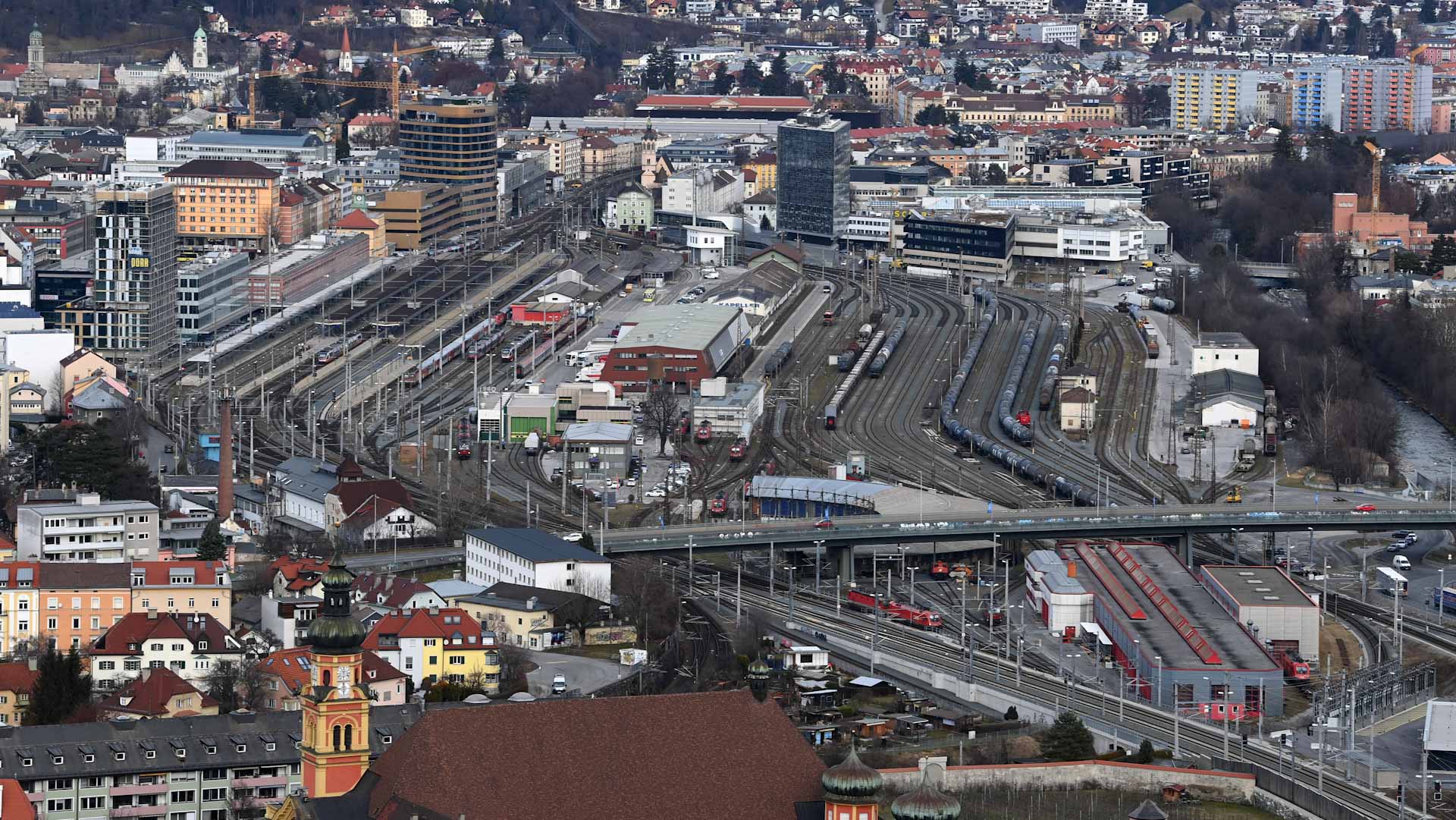 Image for the title: One dead, a dozen injured in Austria train accident 