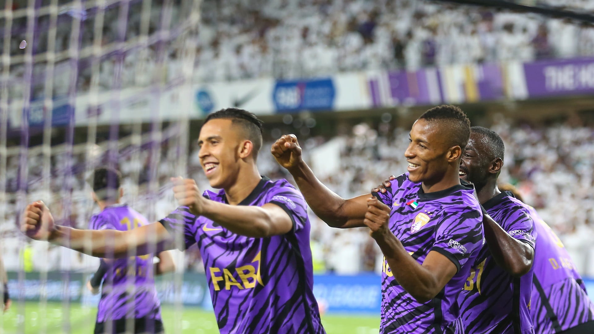 صورة بعنوان: العين يفوز على الجزيرة ويتوج بطلاً لدوري أدنوك للمحترفين 