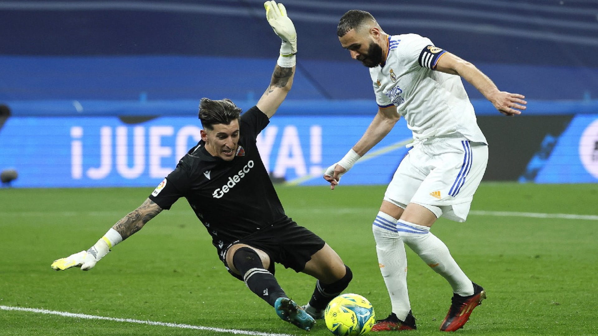 صورة بعنوان: ريال مدريد يمزق شباك ليفانتي ويدفعه للهبوط بالدوري الإسباني 