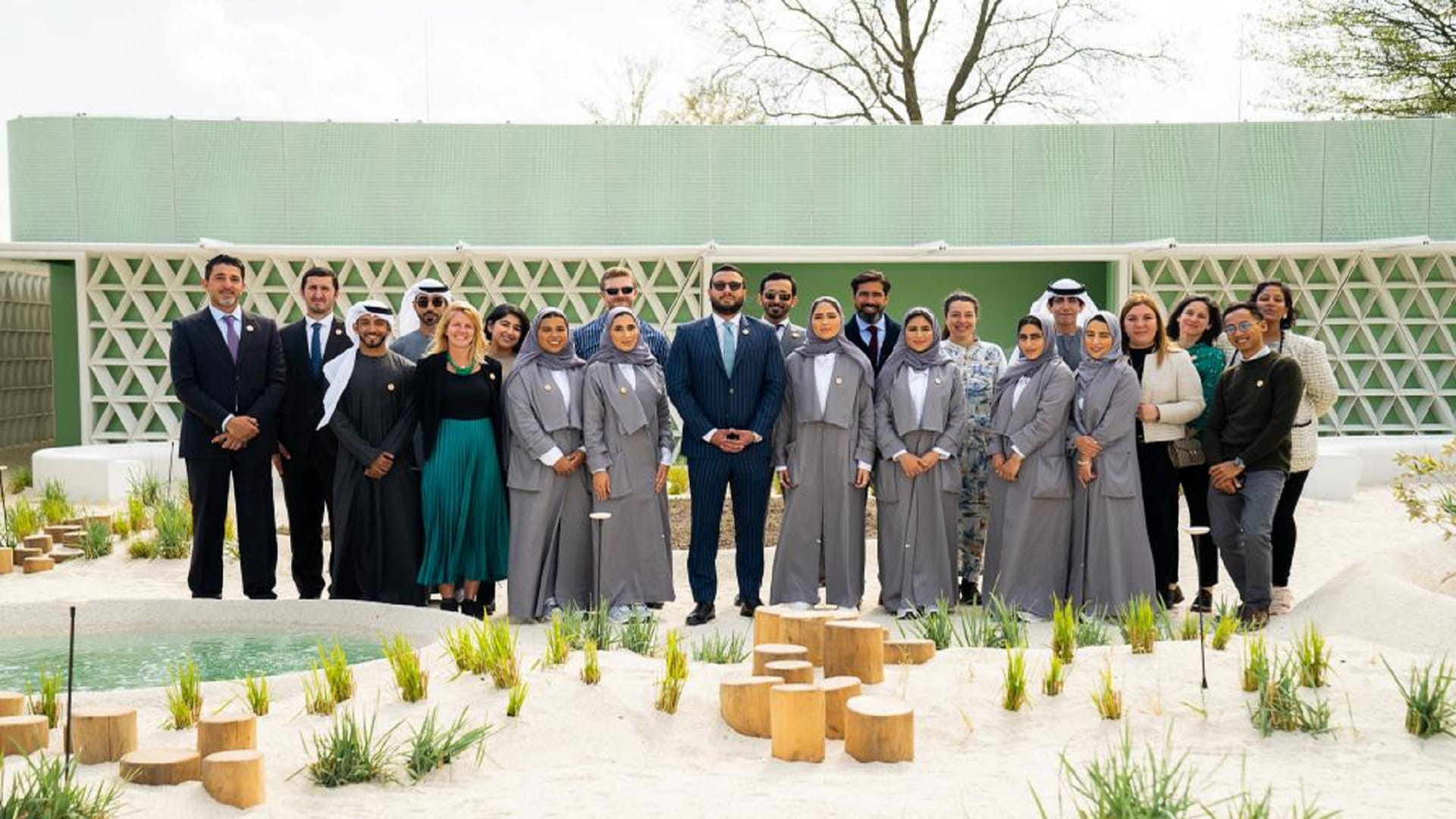 صورة بعنوان: المهيري:المشاركة بإكسبو فلورياد محطة مهمة لاستعراض مسيرة الإمارات  